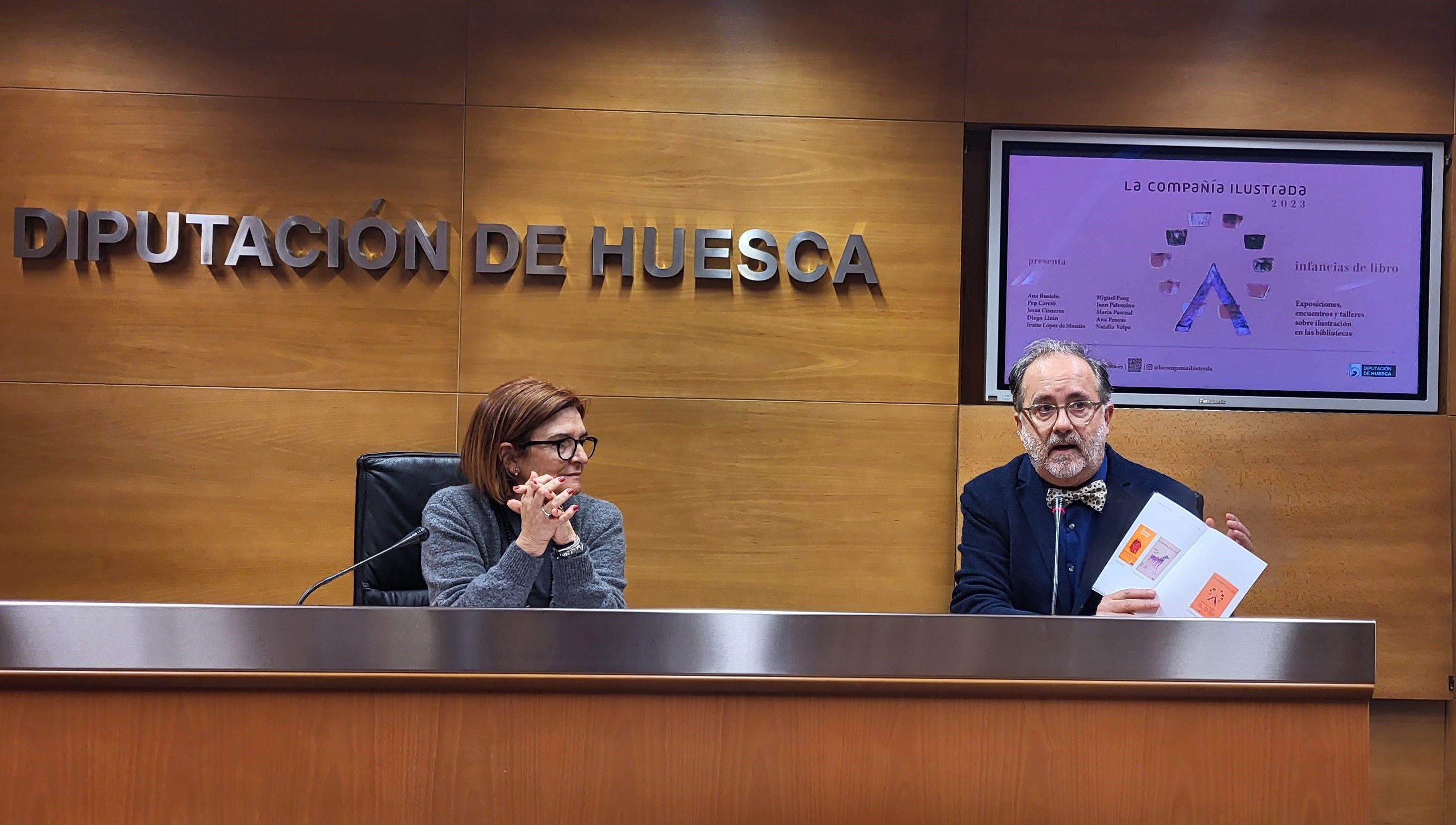 Maribel de Pablo y Grassa Toro. Regresa la Compañía ilustrada para convertir la provincia de Huesca en un gran club de lectura.  Foto Myriam Martínez