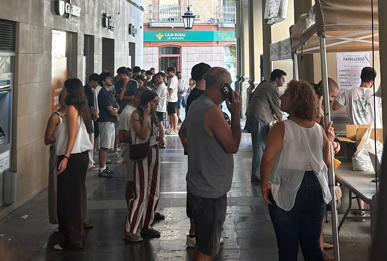 Inicio de la campaña de socios de las Peñas Recreativas de Huesca.