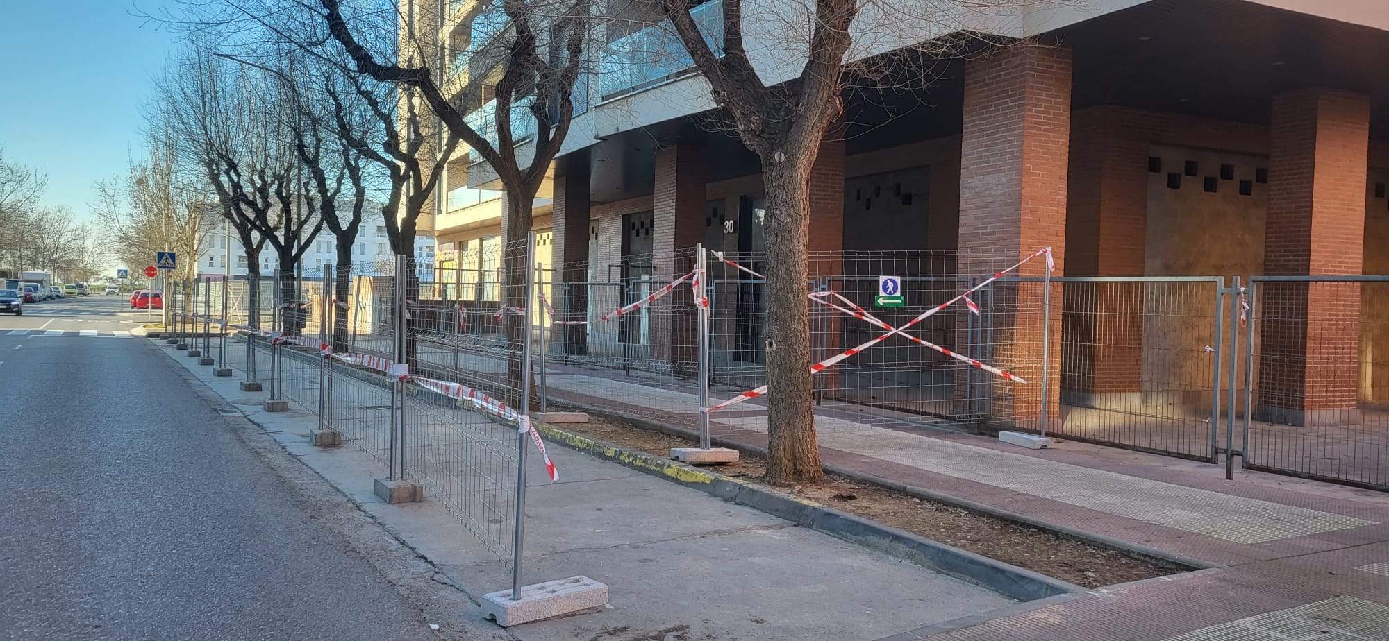 Edificio de Masari en Doña Sancha de Huesca.