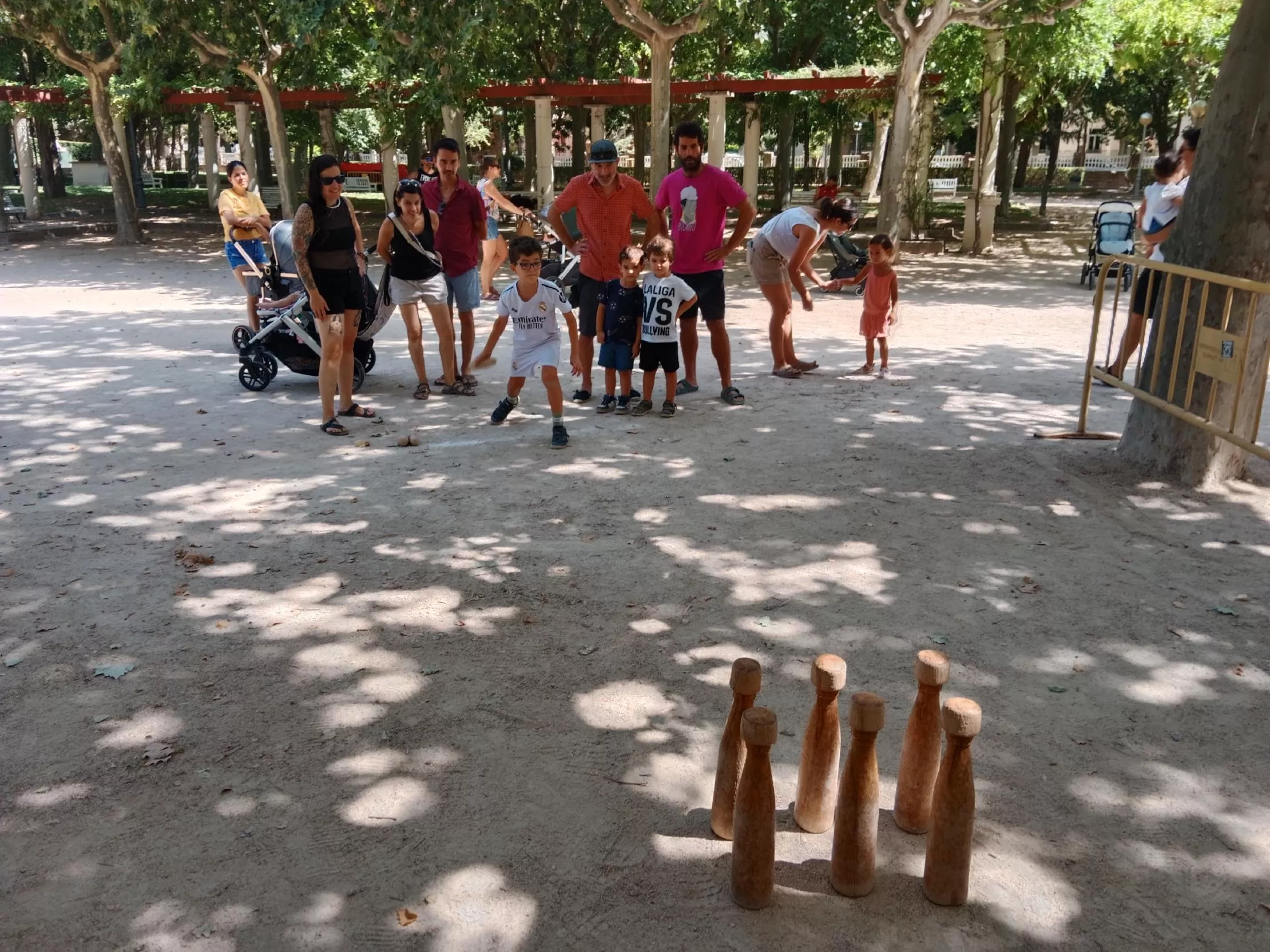 Juegos tradicionales en Huesca, palistroc de Azanuy