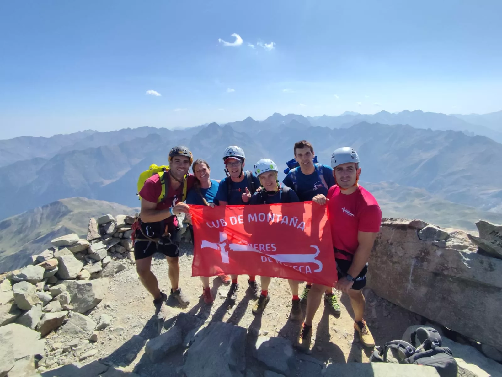 El Grupo de Alto Nivel de Javieres en el Midi d'Osseau