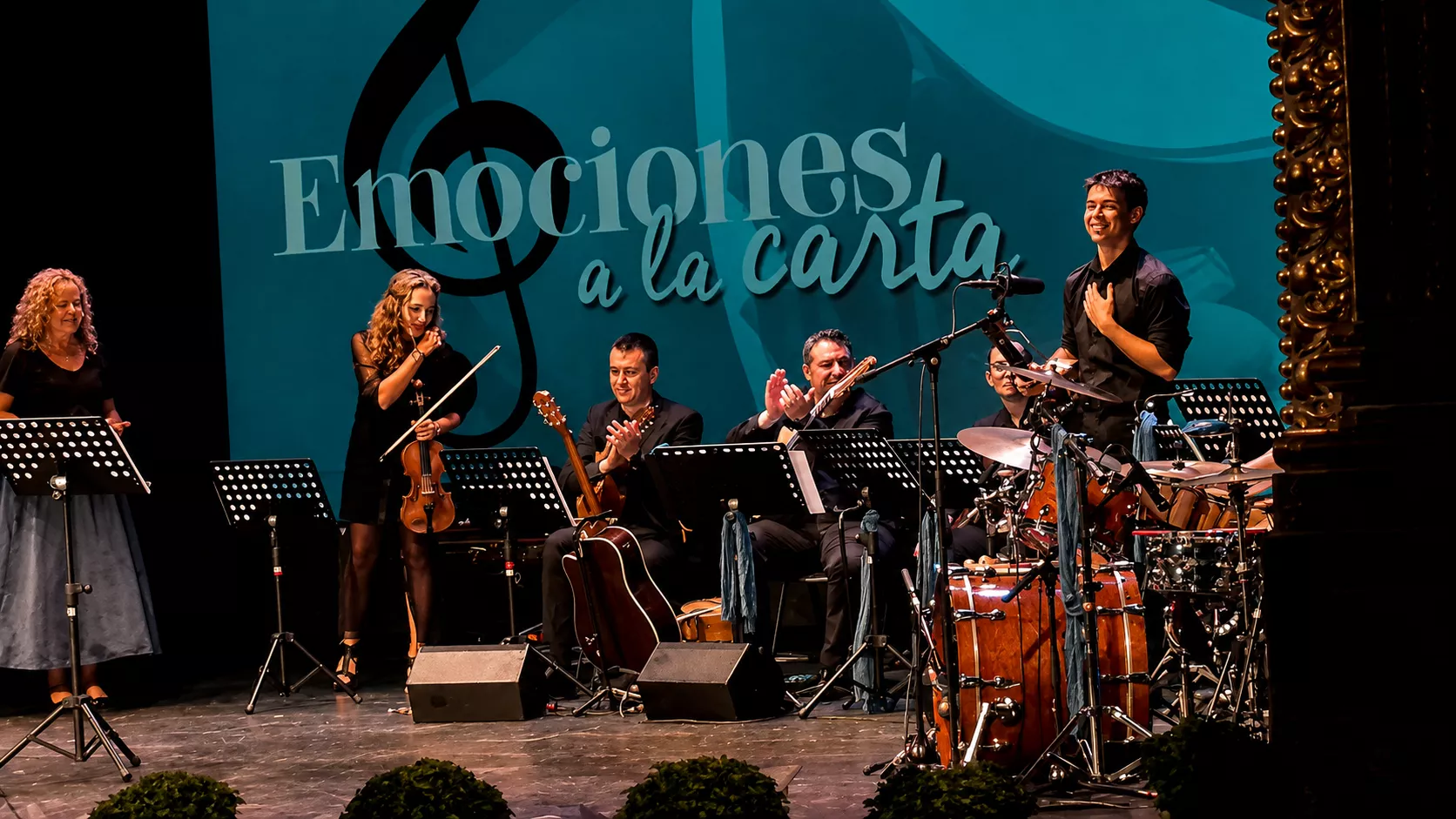 Emociones de Nuestra Tierra en el Teatro Olimpia. Foto Myriam Martínez