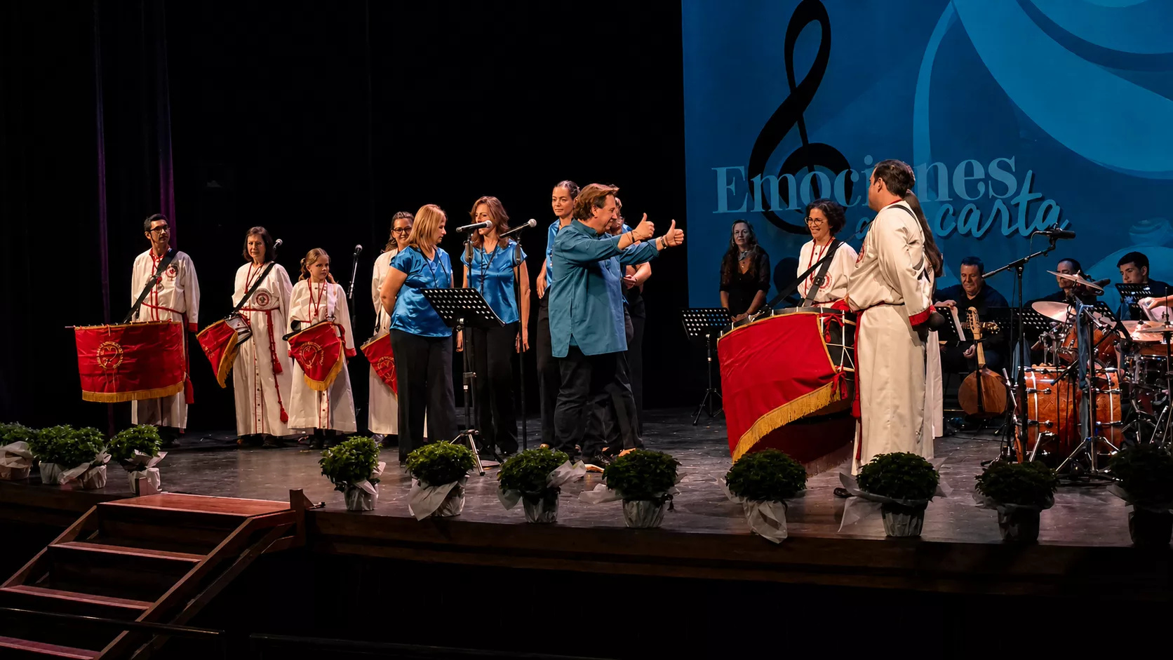 Emociones de Nuestra Tierra en el Teatro Olimpia. Foto Myriam Martínez