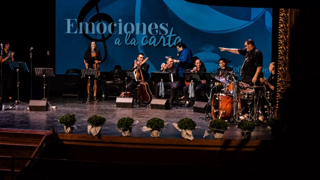 Emociones de Nuestra Tierra en el Teatro Olimpia. Foto Myriam Martínez Emociones de Nuestra Tierra en el Teatro Olimpia. Foto Myriam Martínez