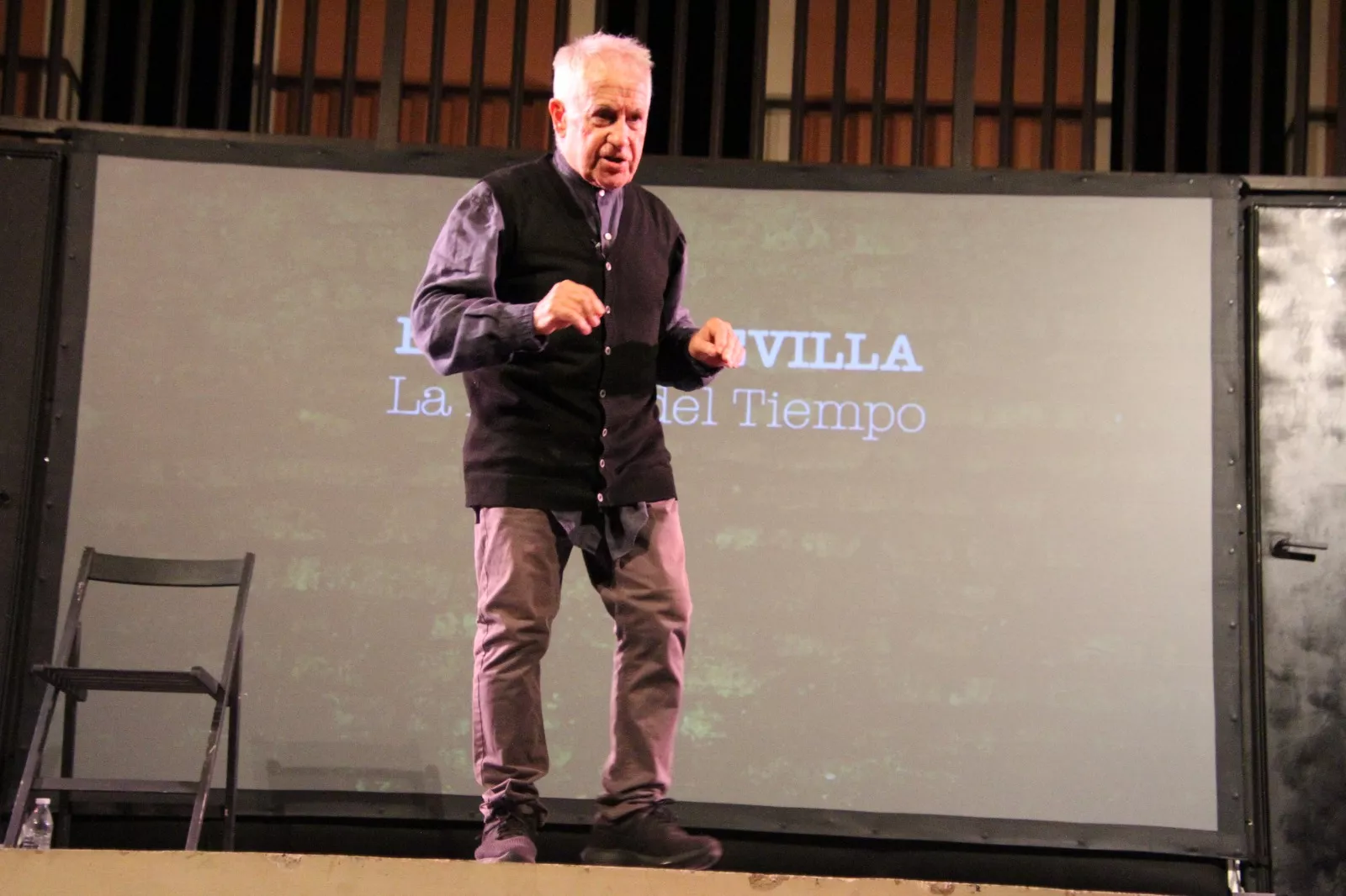 Actuación de Joan Font en el Corral de Comedias de Robres. Foto Carlos Neofato
