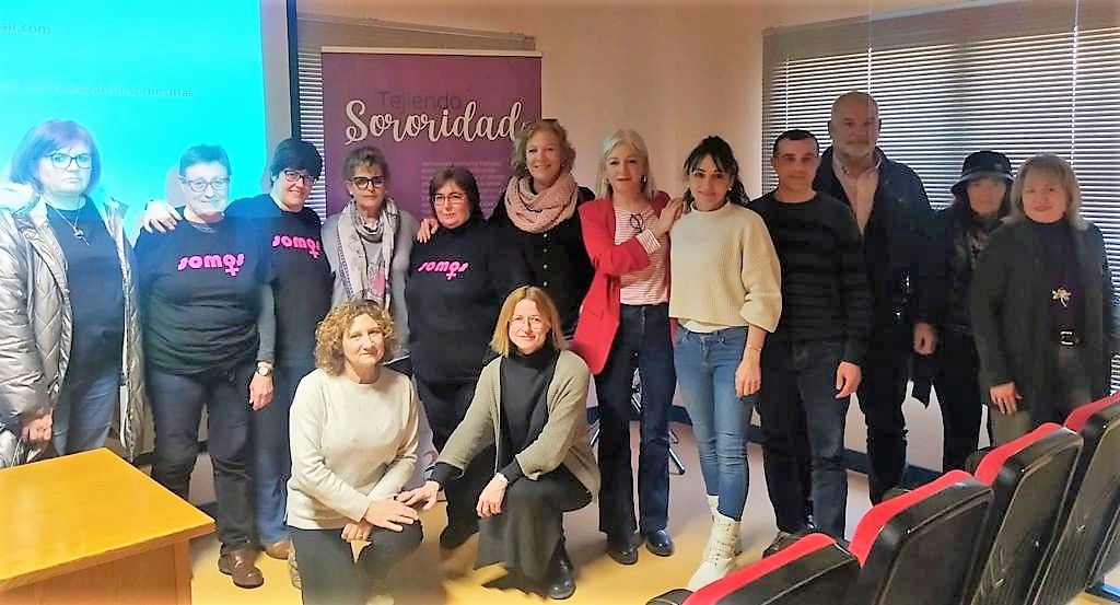 Presentación del colectivo "Somos más", en un acto celebrado en Sariñena.