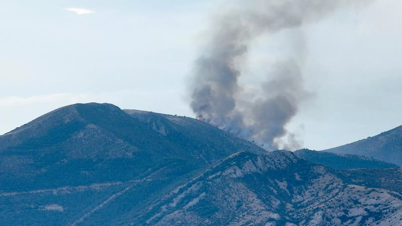 Incendio en Loporzano por un rayo. Foto Ignacio Almudévar