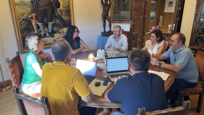 Reunión en el Ayuntamiento Reunión en el Ayuntamiento