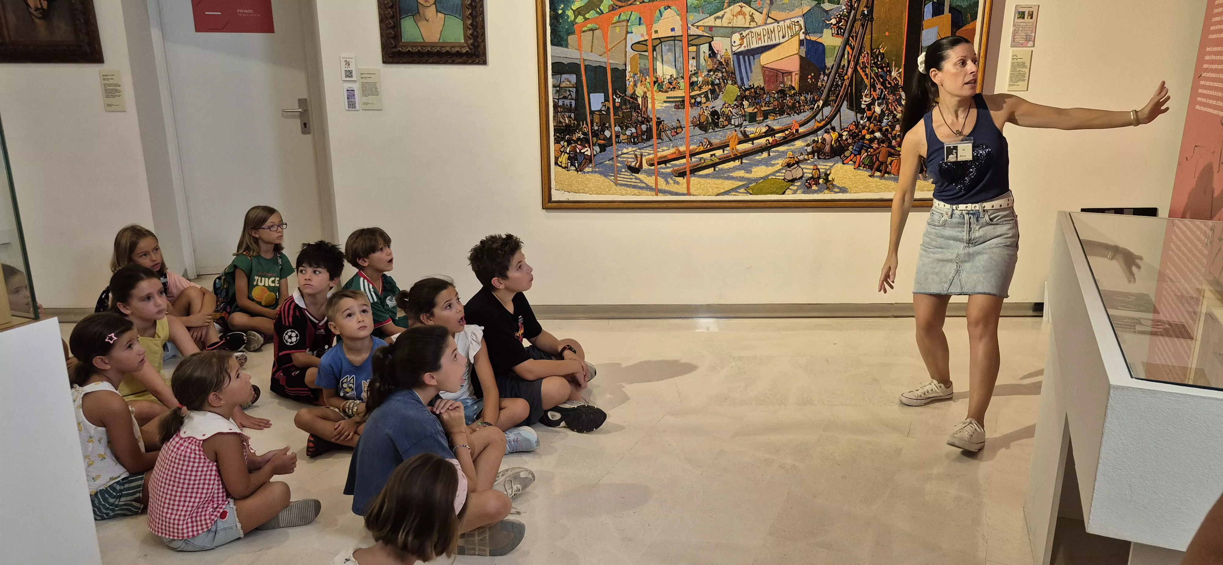 La visita también ha permitido descubrir al Ramón Acín inventor, además de pintor, escultor, escritor y profesor de dibujo. Foto Myriam Martínez