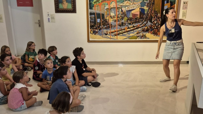 La visita también ha permitido descubrir al Ramón Acín inventor, además de pintor, escultor, escritor y profesor de dibujo. Foto Myriam Martínez La visita también ha permitido descubrir al Ramón Acín inventor, además de pintor, escultor, escritor y profesor de dibujo. Foto Myriam Martínez