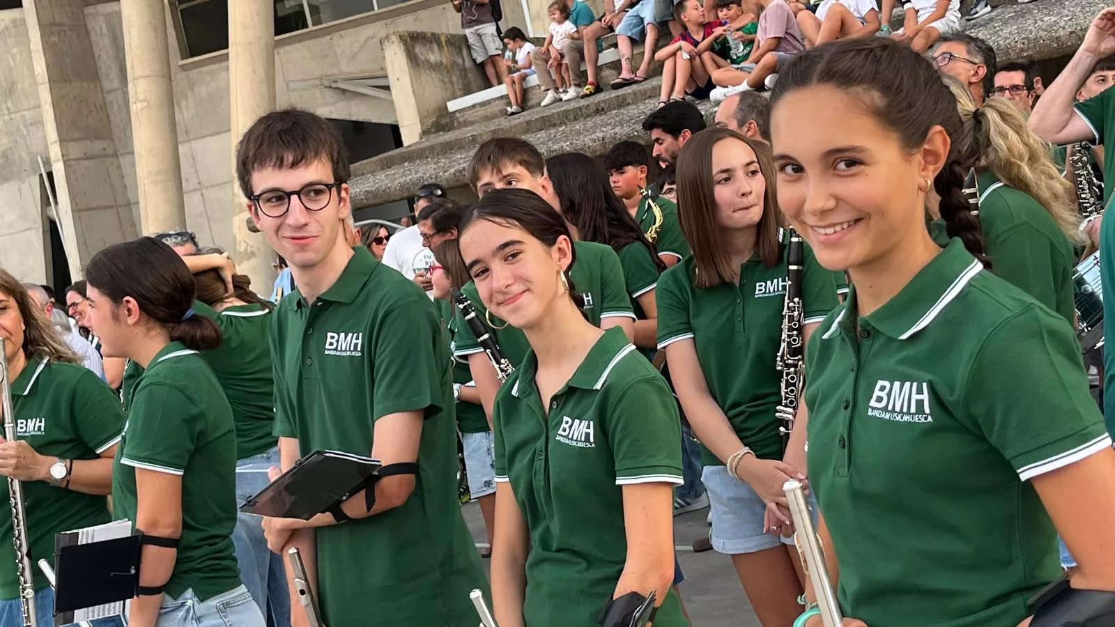 Ensayo de los Danzantes ante el público de Huesca. Foto Mercedes Manterola