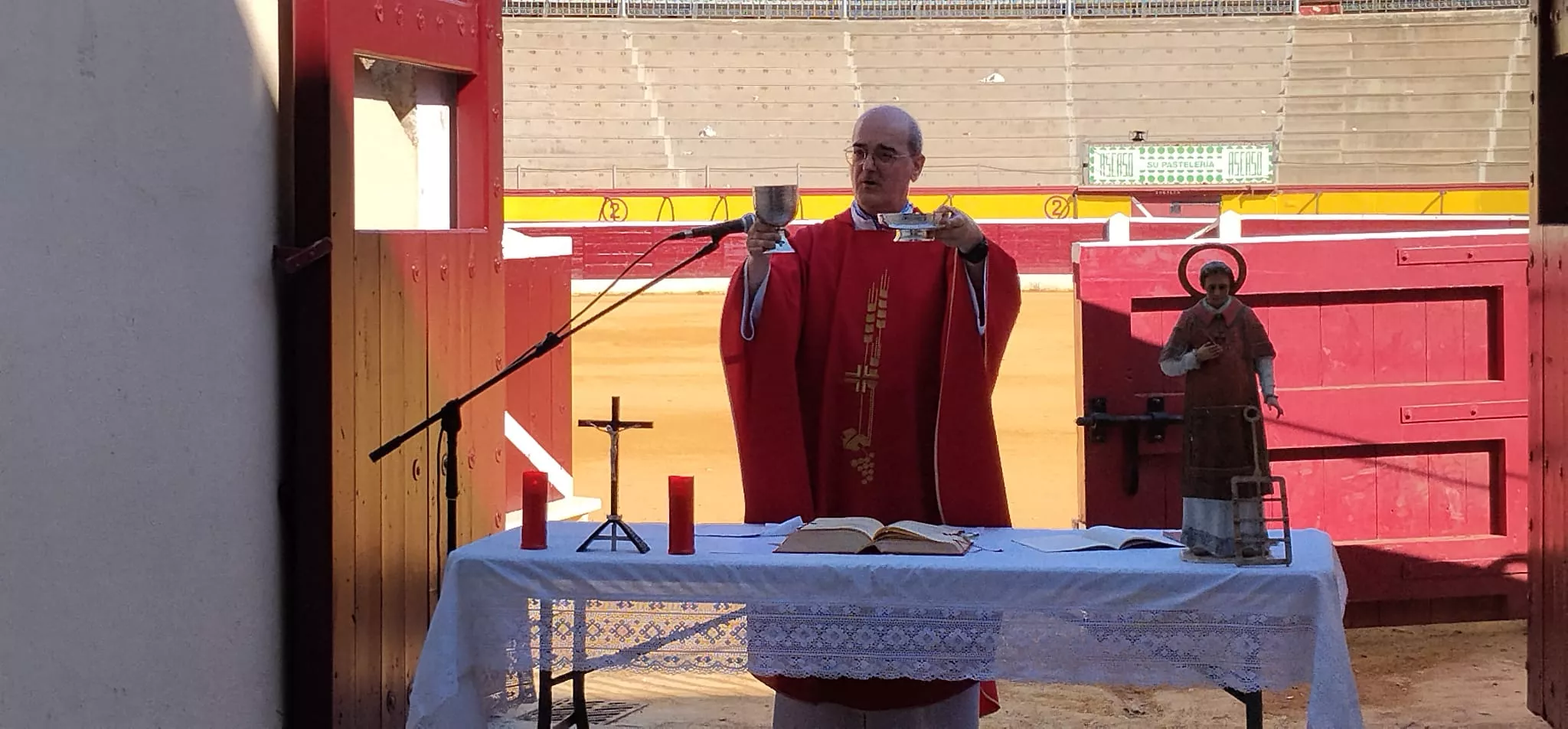  Santa Misa de bendición de la Feria Taurina de la Albahaca de Huesca