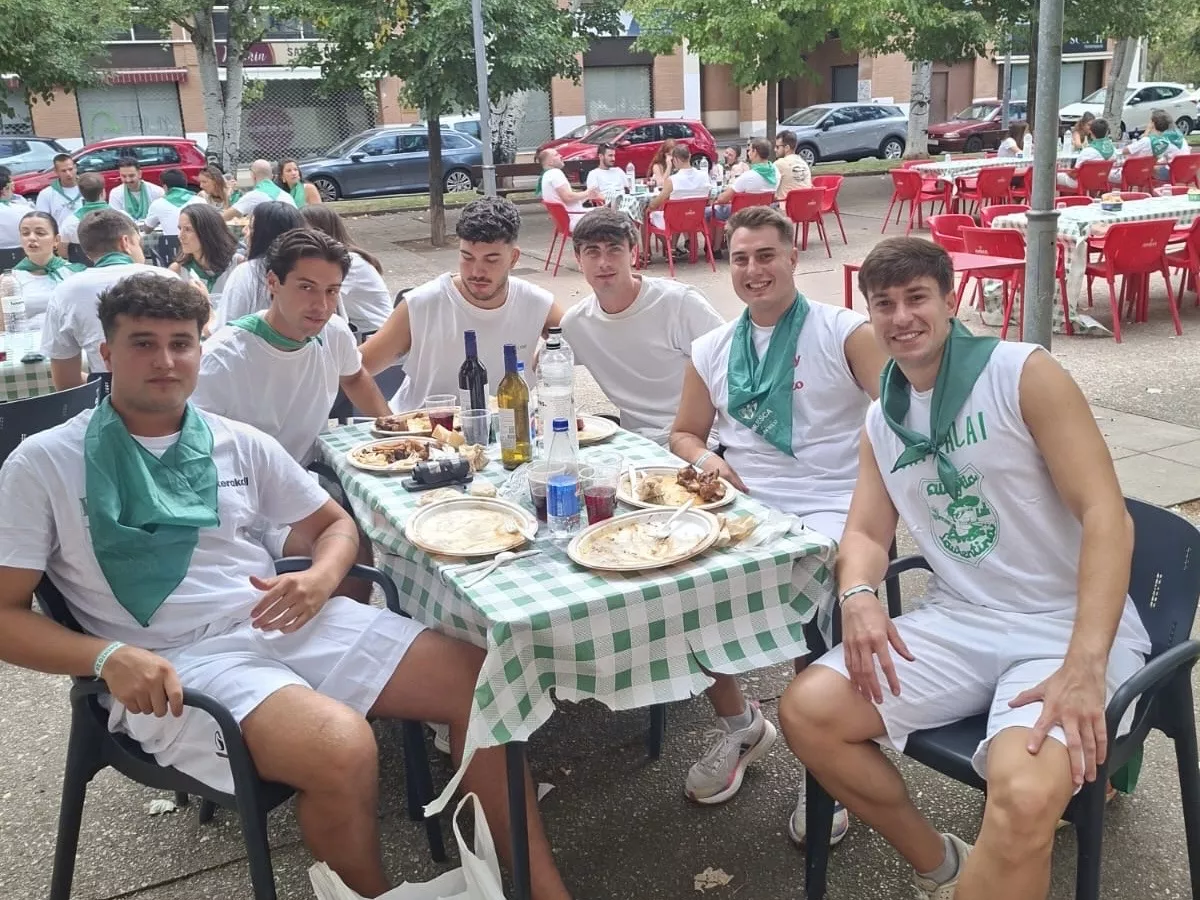 Almuerzo de San Lorenzo. Foto Adrián Mora