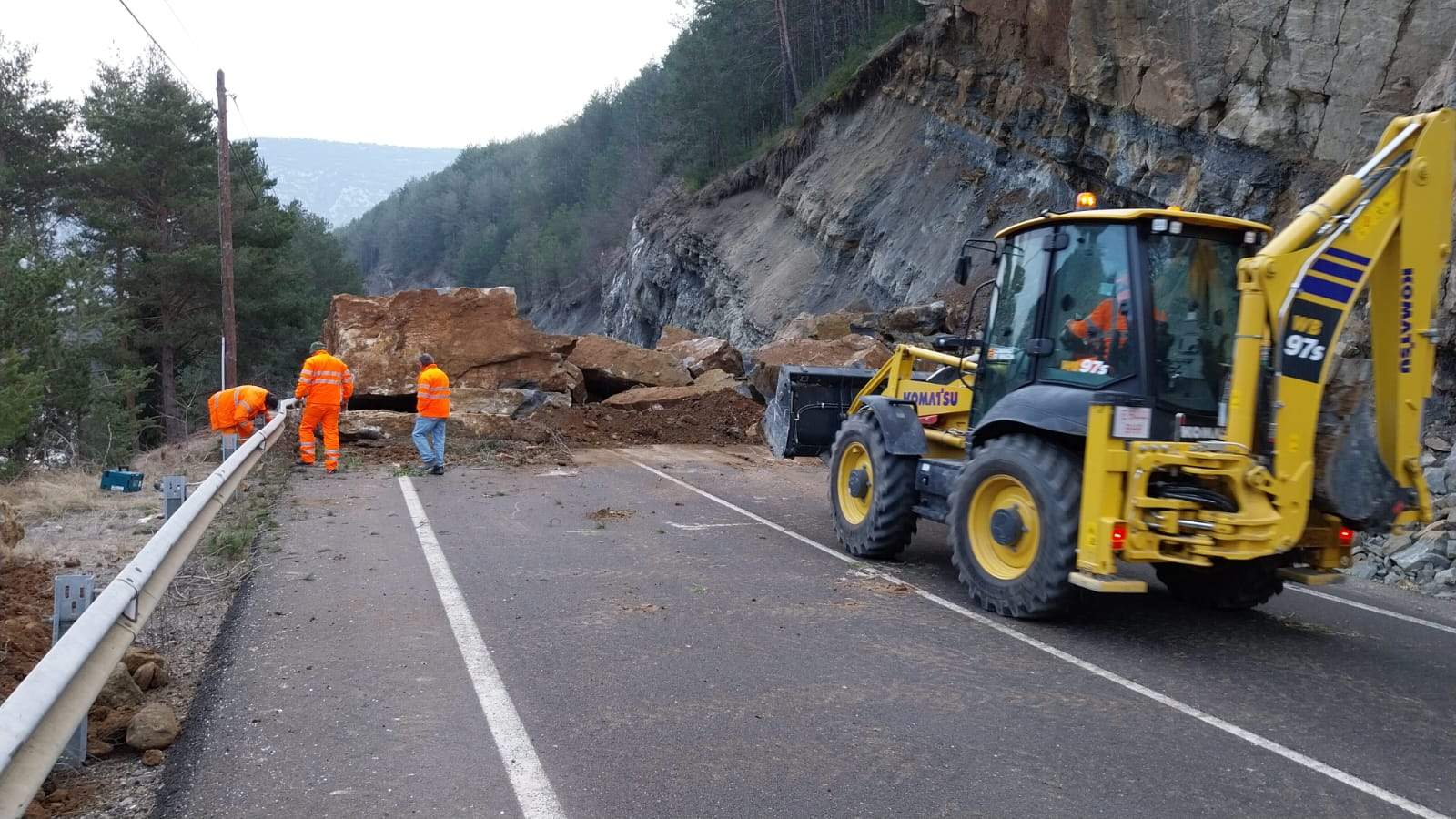 Desprendimiento en la A-139, entre Graus y Campo
