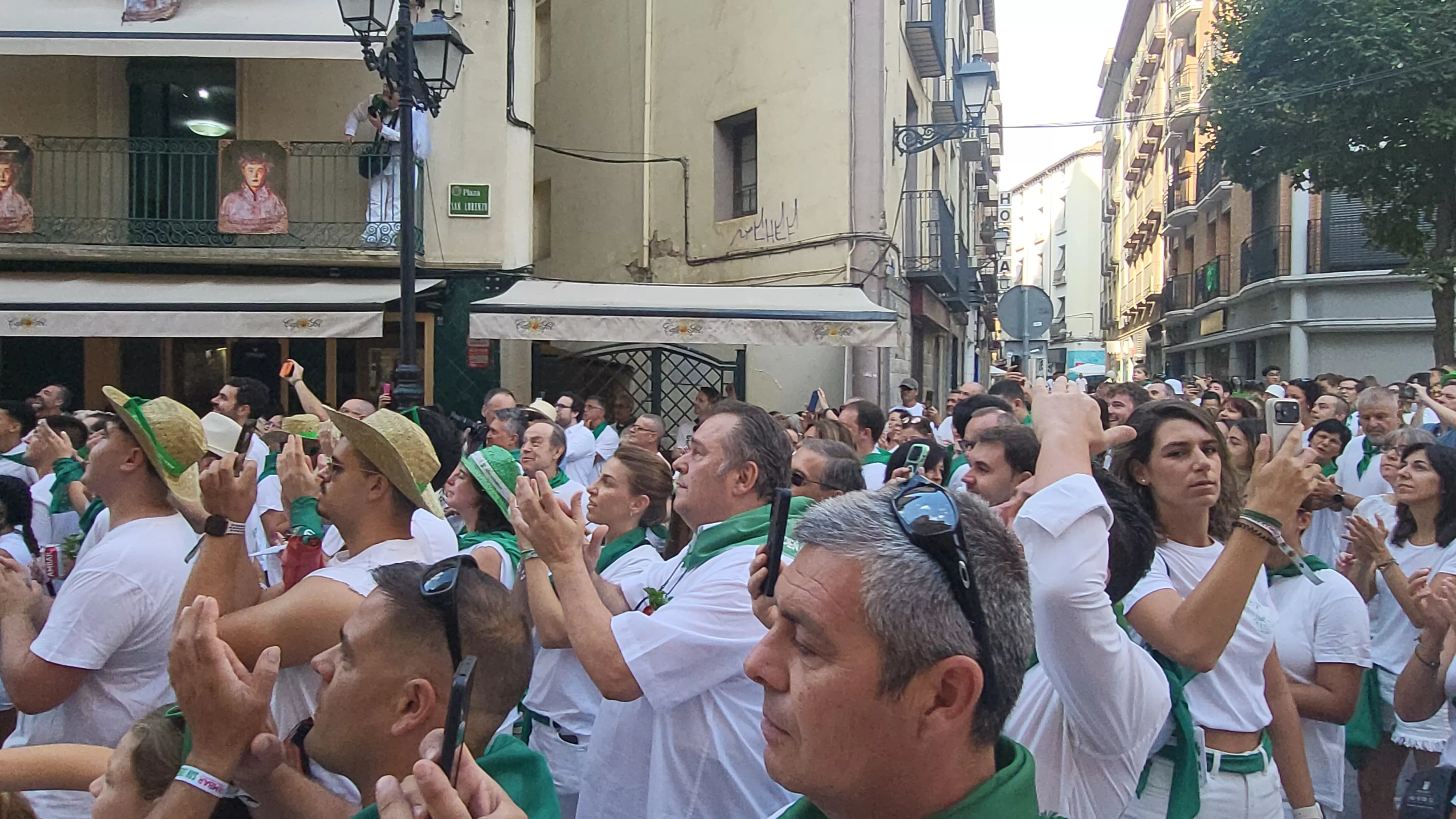 Saludo al Santo protagonizado por Carlos Jalle. Foto Mercedes Manterola