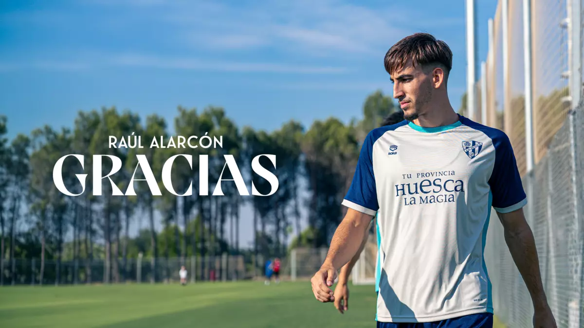 Raúl Alarcón se despide del Huesca y pone rumbo al Antequera