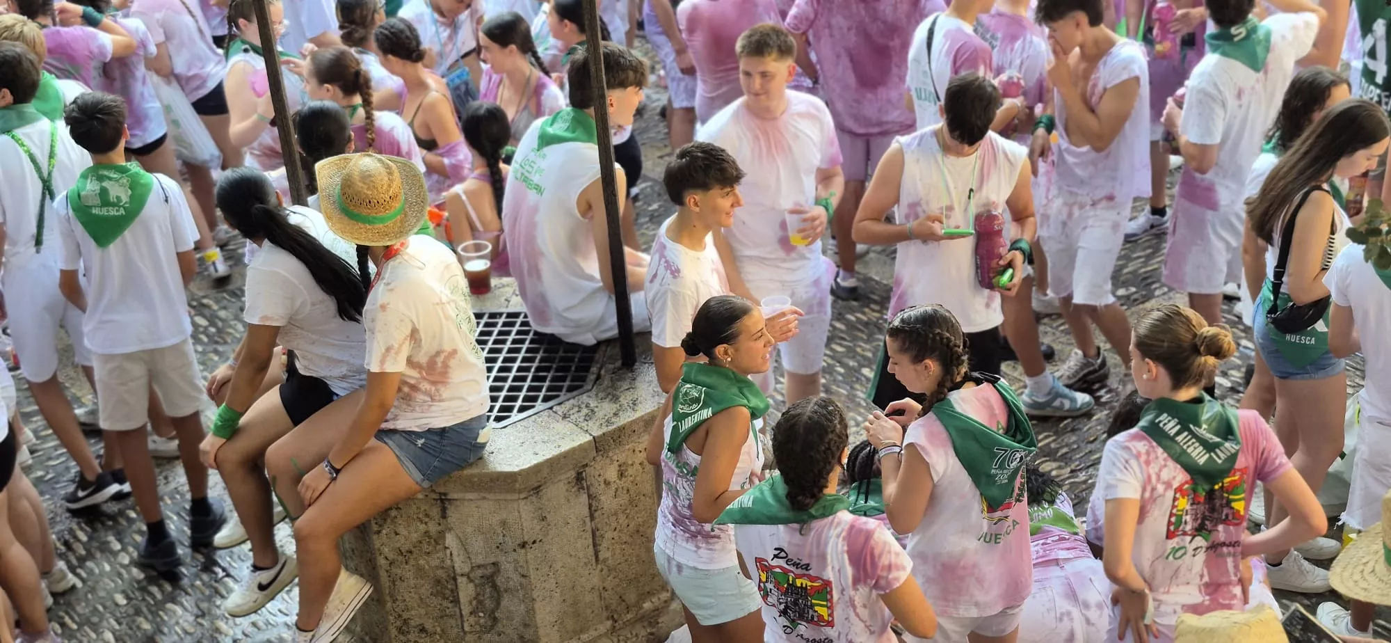 Cohete anunciador de las fiestas de San Lorenzo 2026. Foto Myriam Martínez