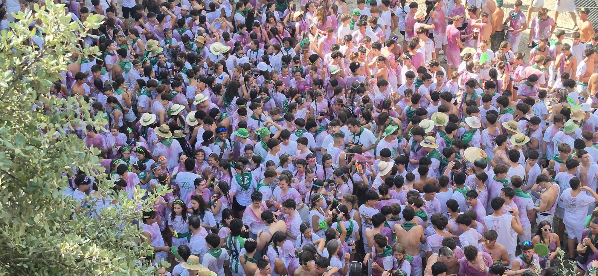 Cohete anunciador de las fiestas de San Lorenzo 2026. Foto Myriam Martínez