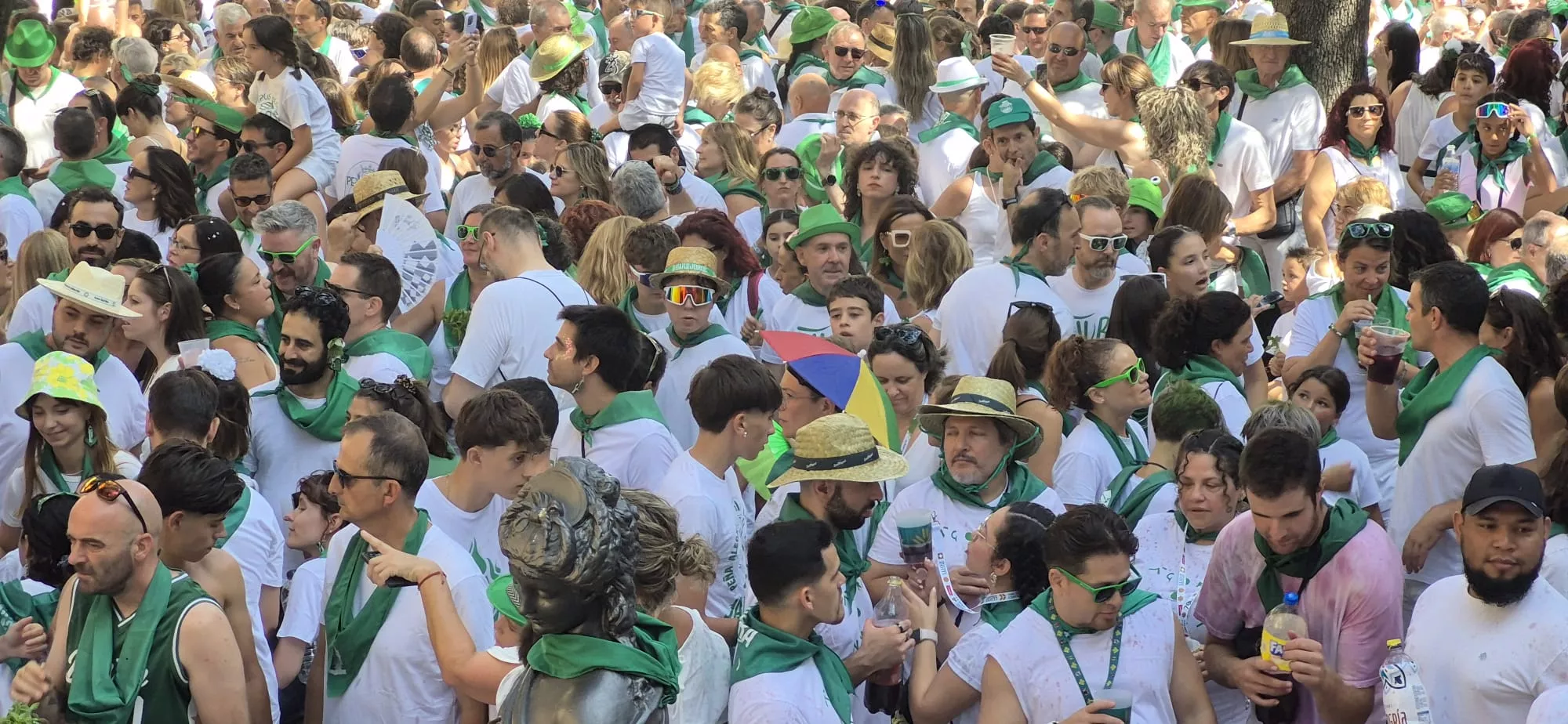 Cohete anunciador de las fiestas de San Lorenzo 2026. Foto Myriam Martínez