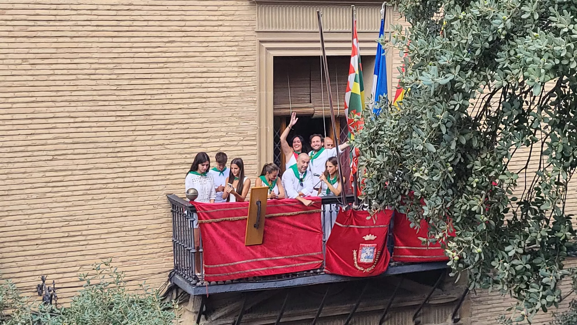 Cohete anunciador de las fiestas de San Lorenzo 2026. Foto Mercedes Manterola