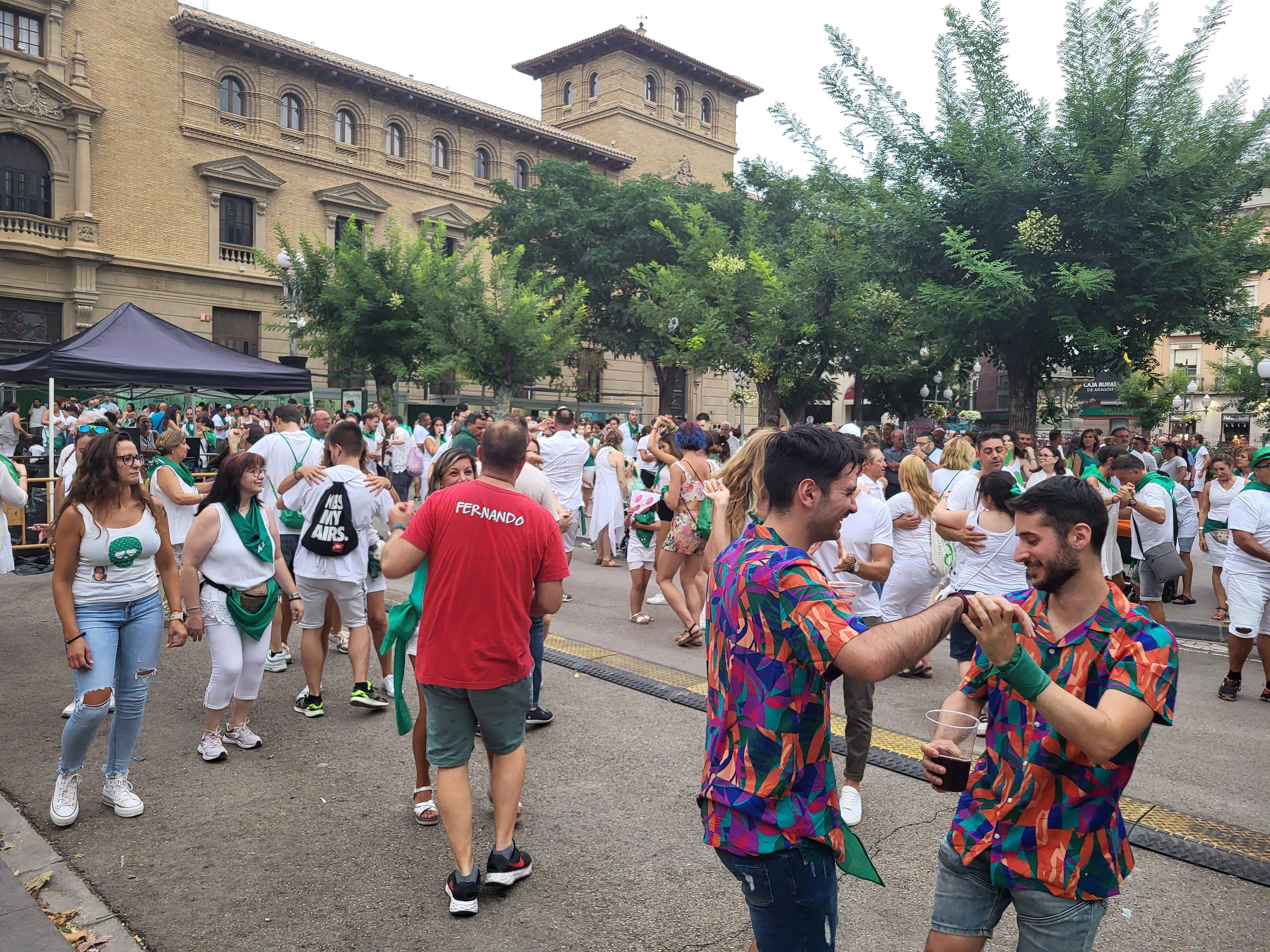 SalSanlorenzo en la plaza de Navarra. Foto Myriam Martínez 