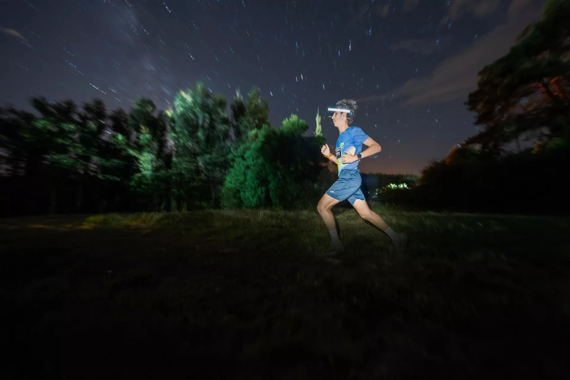 Carrera Full Moon de Villanúa. Foto: Turismo Villanúa / Yhabril Moro