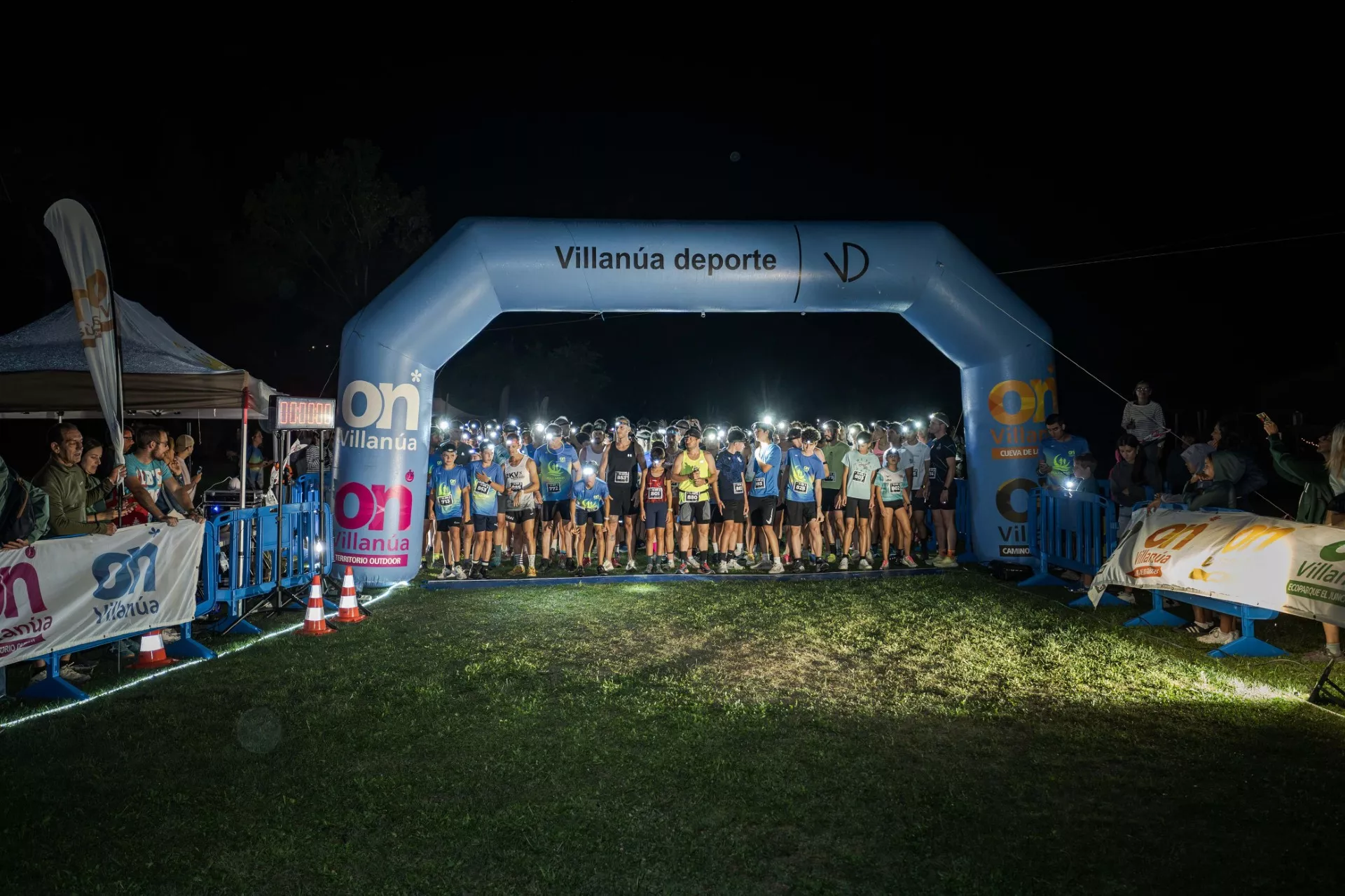 Carrera Full Moon de Villanúa. Foto: Turismo Villanúa / Yhabril Moro