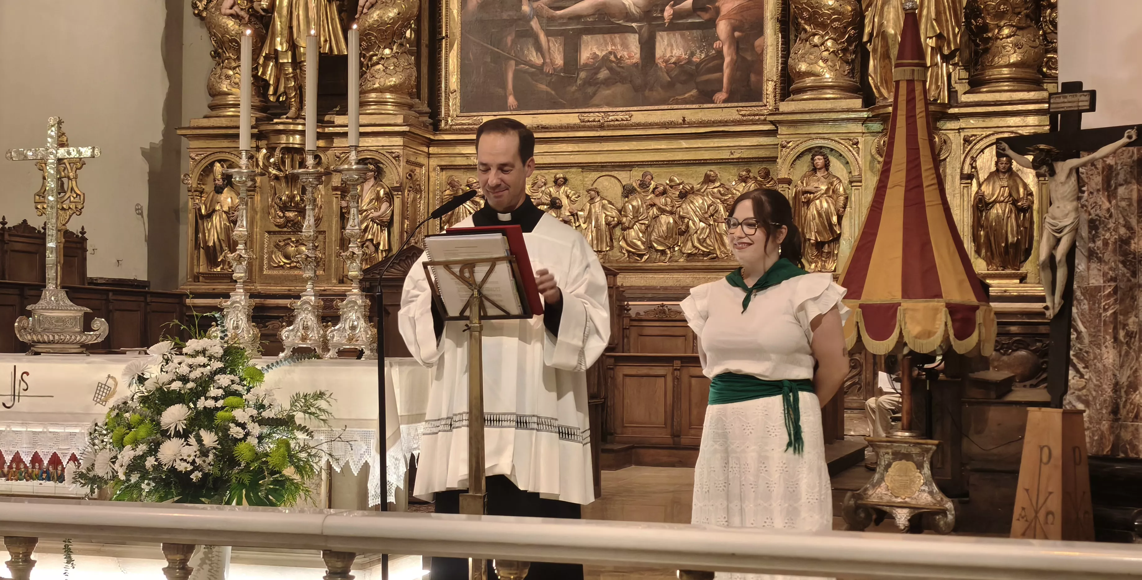 Solemnes Completas en la Real y Parroquial Basílica de San Lorenzo. Foto María José Sampietro 