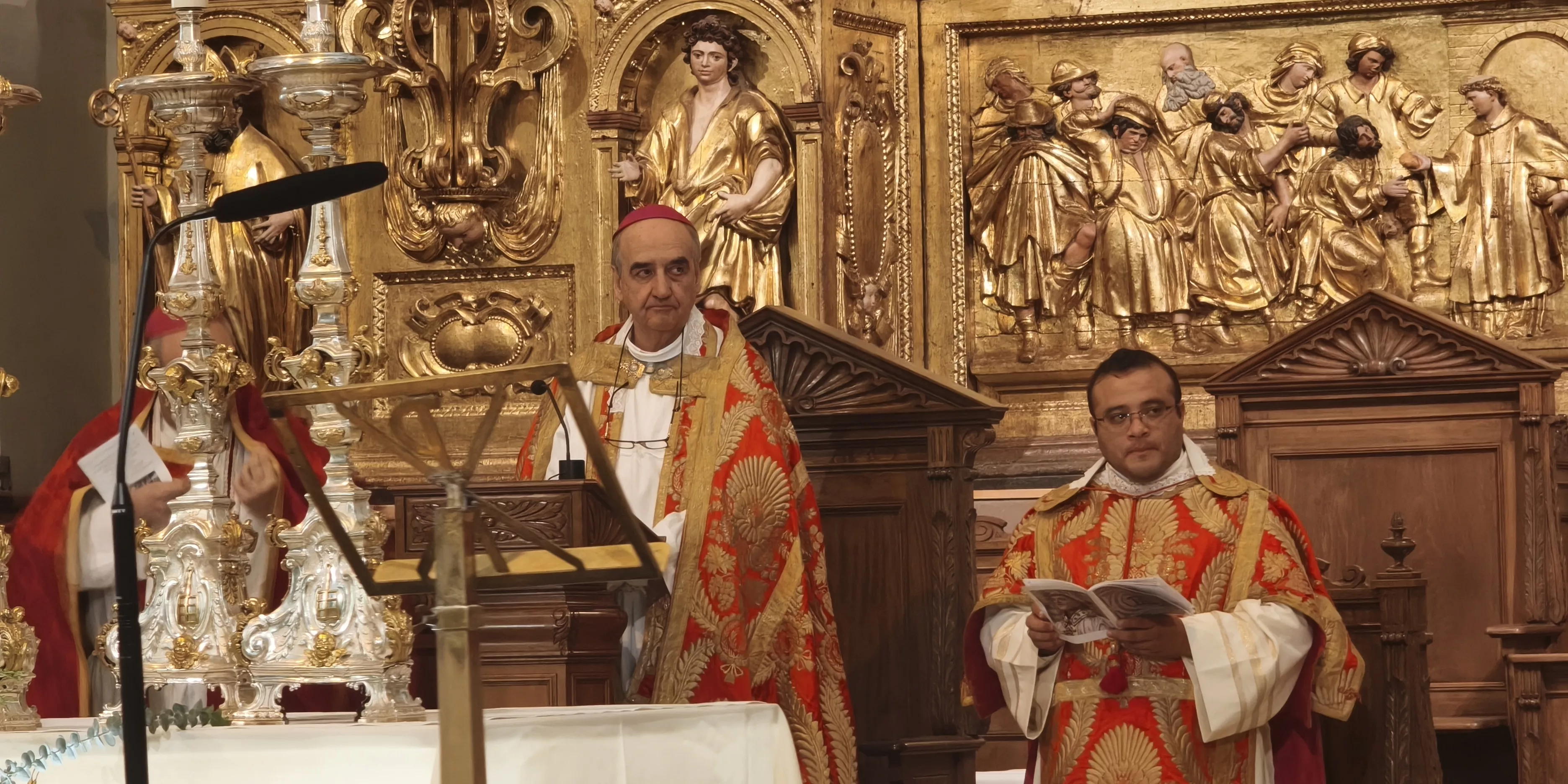 Solemnes Completas en la Real y Parroquial Basílica de San Lorenzo. Foto María José Sampietro 