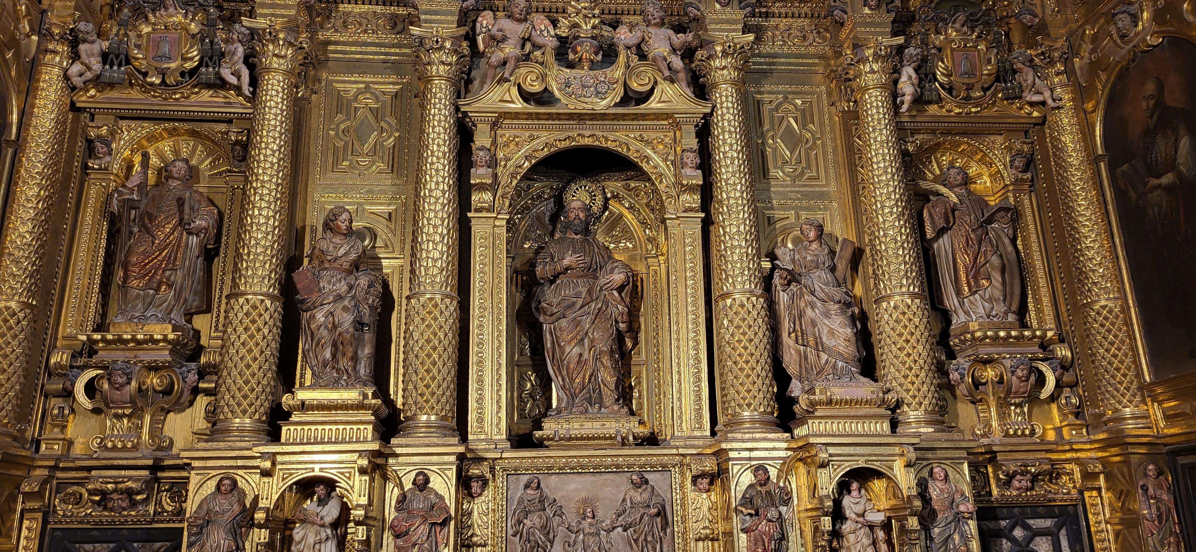 Asoleo en la capital de San Joaquín de la Catedral de Huesca. Foto: Mercedes Manterola