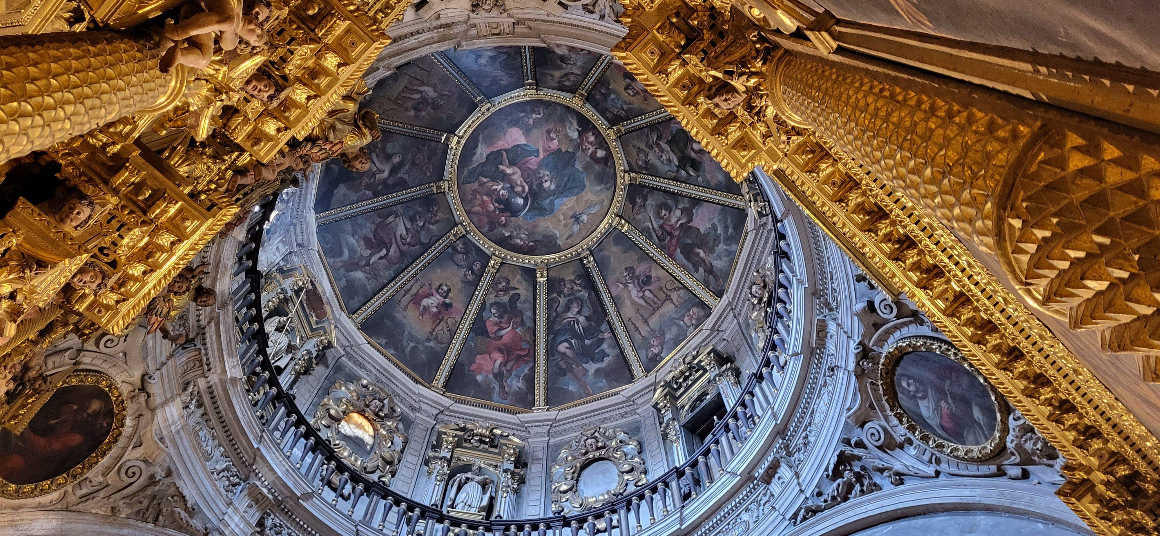 Asoleo en la capital de San Joaquín de la Catedral de Huesca. Foto: Mercedes Manterola