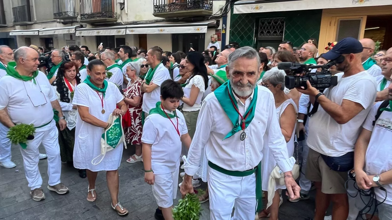 Procesión de San Lorenzo por las calles de Huesca. Foto Mercedes Manterola