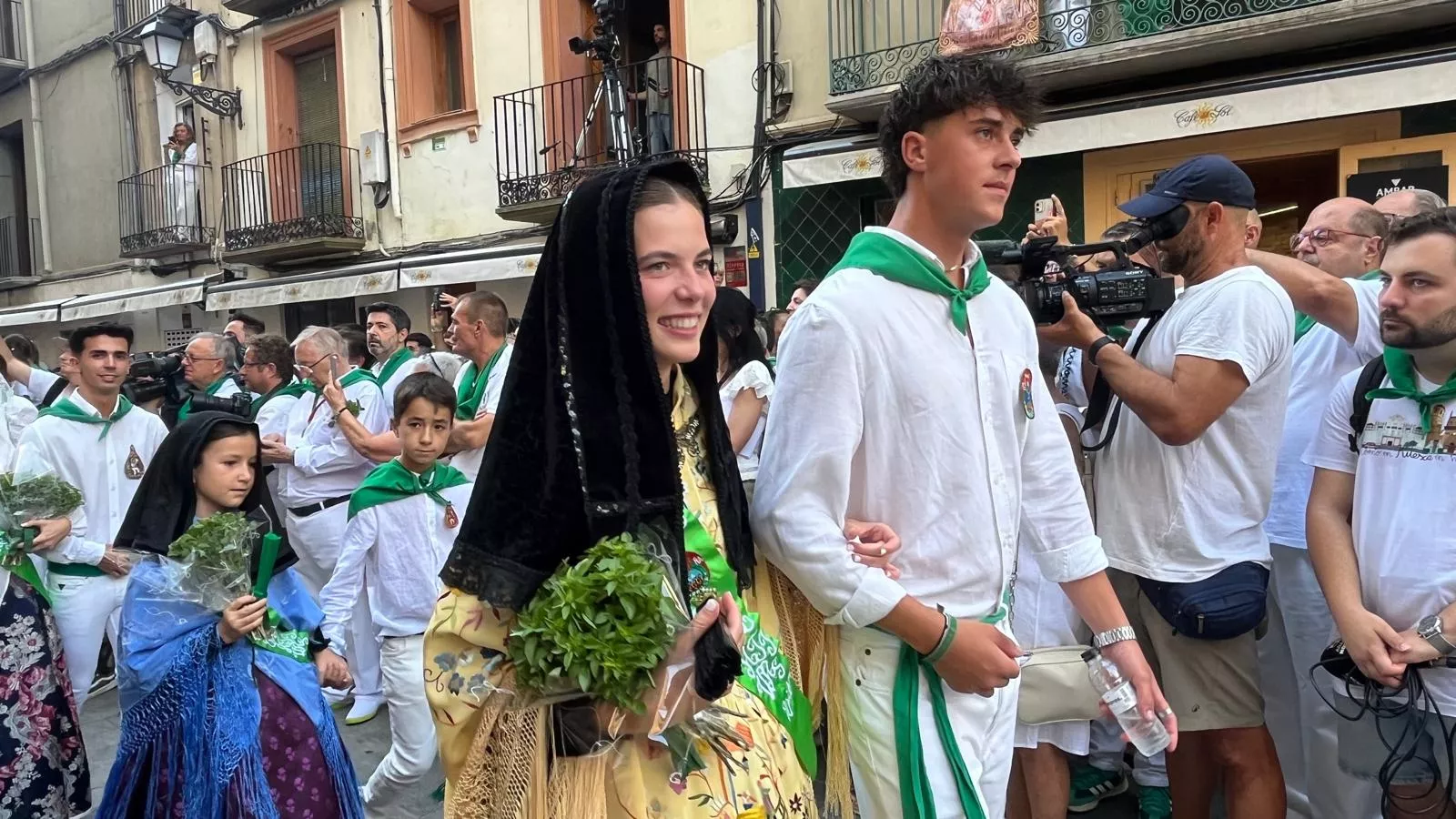 Procesión de San Lorenzo por las calles de Huesca. Foto Mercedes Manterola