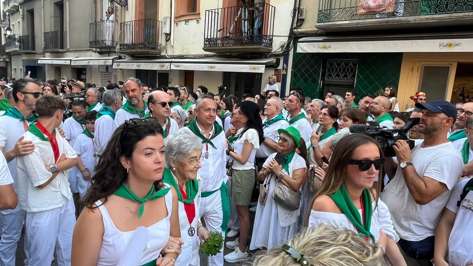Procesión de San Lorenzo por las calles de Huesca. Foto Mercedes Manterola