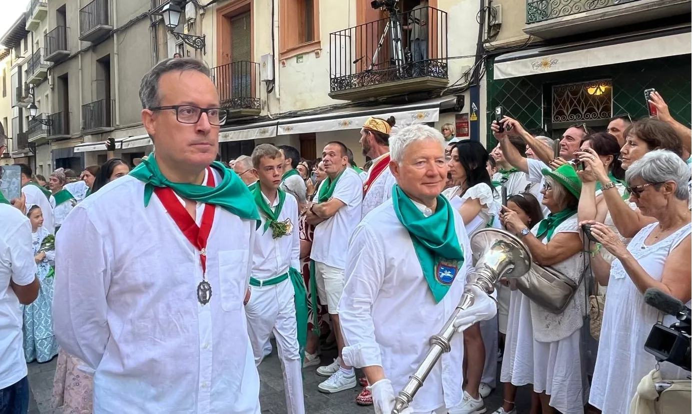 Procesión de San Lorenzo por las calles de Huesca. Foto Mercedes Manterola
