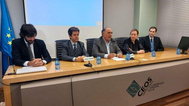 Autoridades y representantes de Amazon. Autoridades y representantes de Amazon.