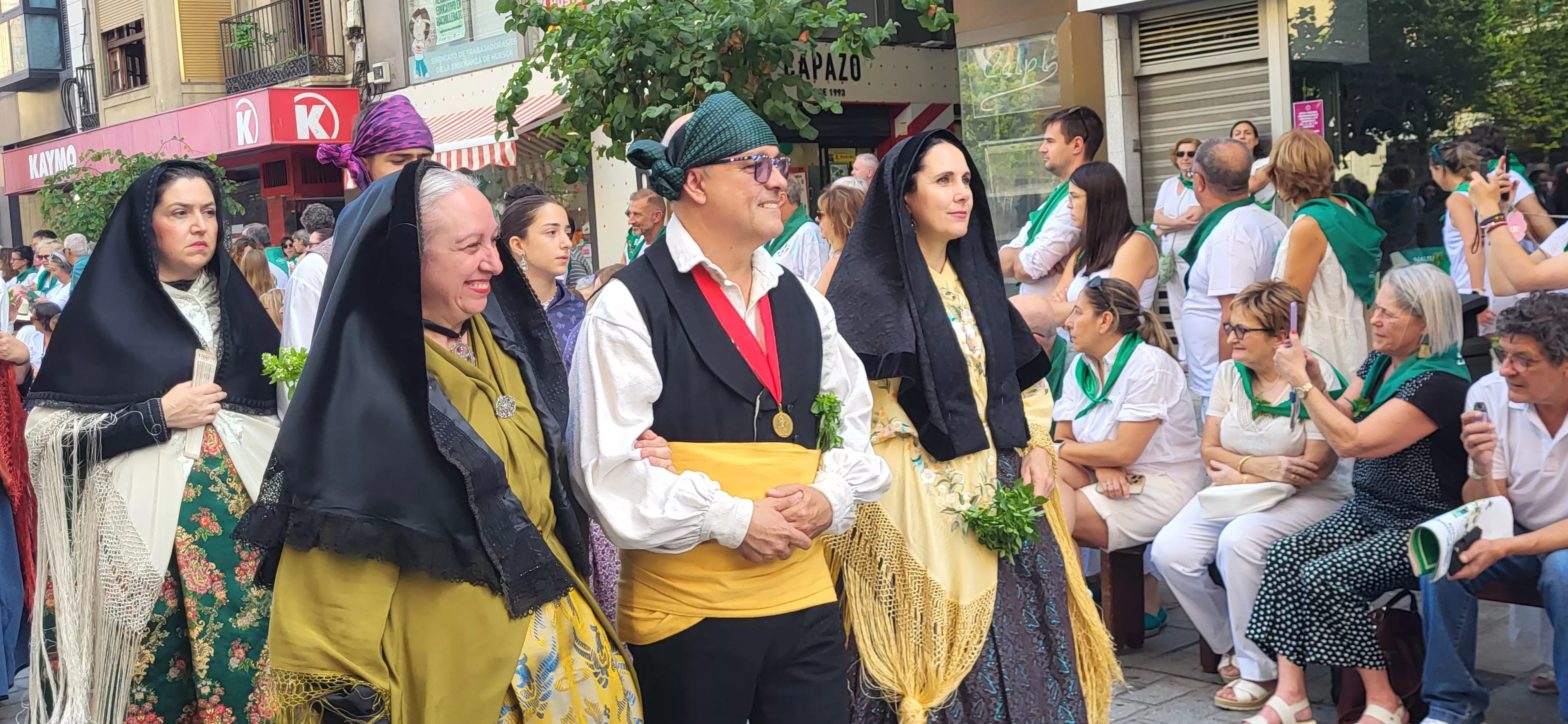 Procesión de San Lorenzo por las calles de Huesca. Foto Mercedes Manterola