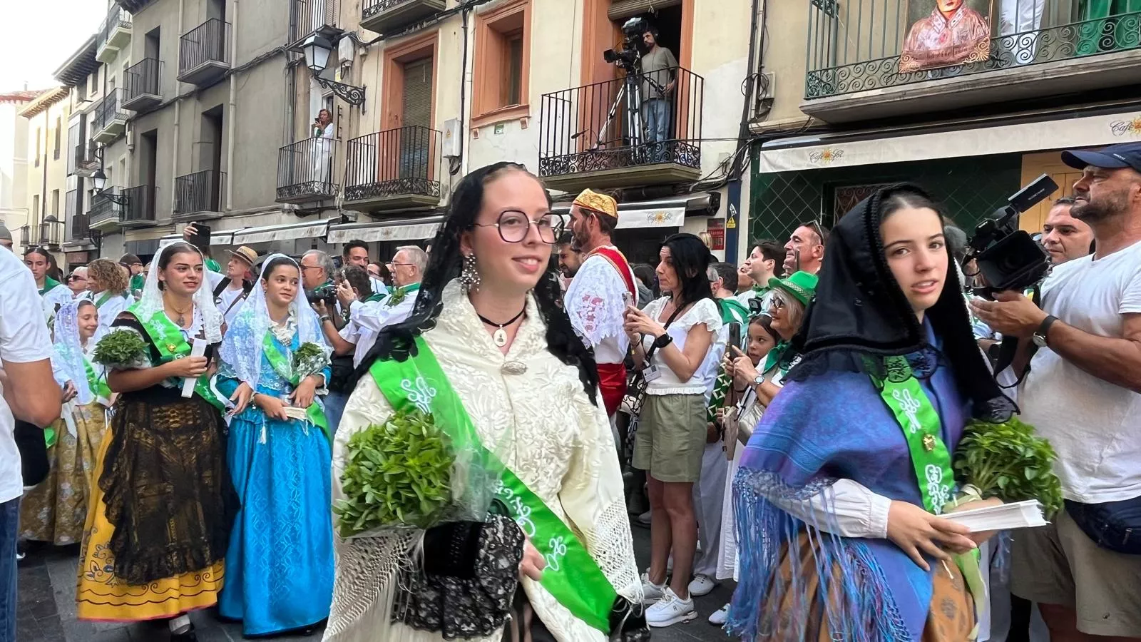 Procesión de San Lorenzo por las calles de Huesca. Foto Mercedes Manterola