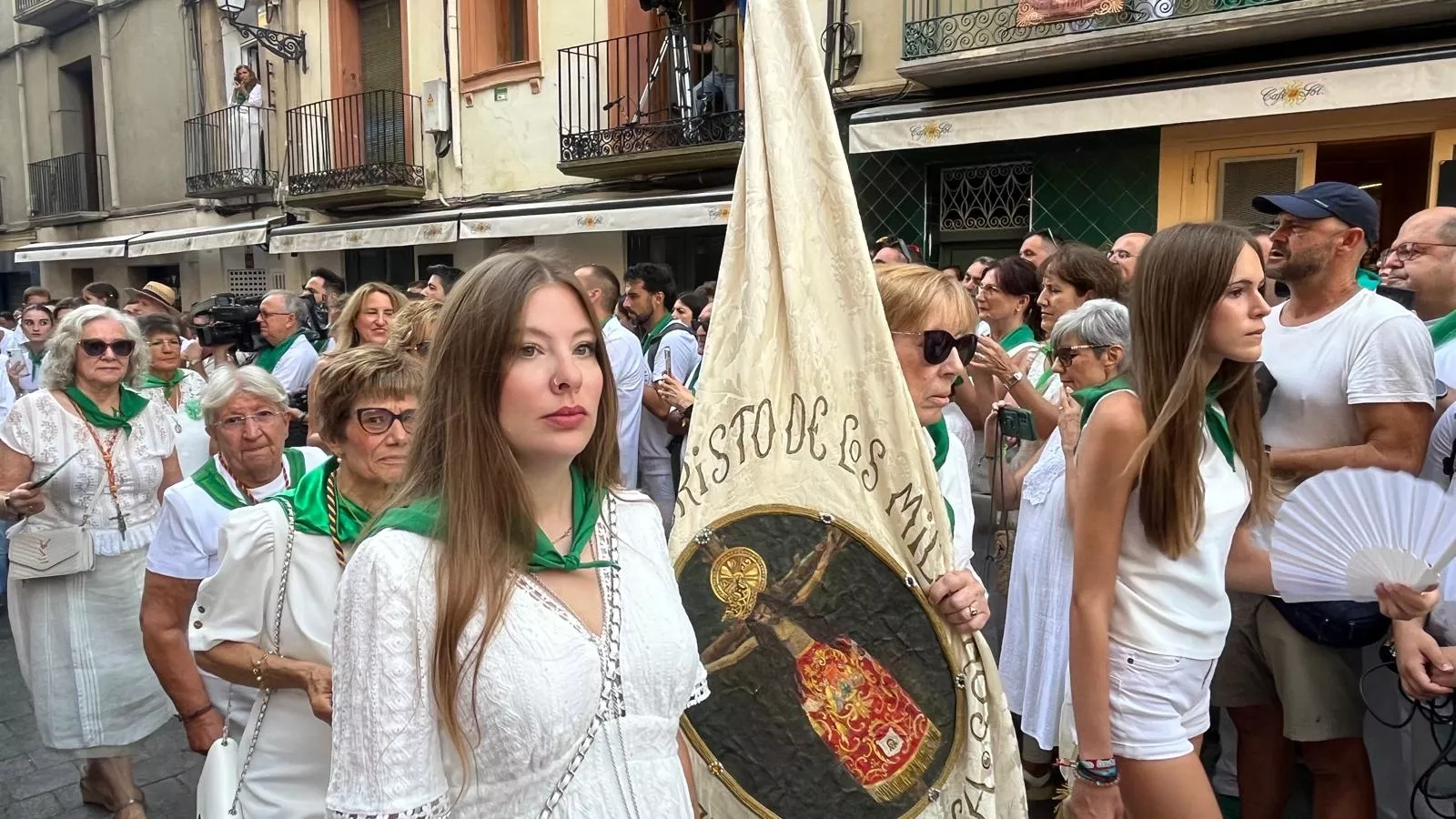 Procesión de San Lorenzo por las calles de Huesca. Foto Mercedes Manterola
