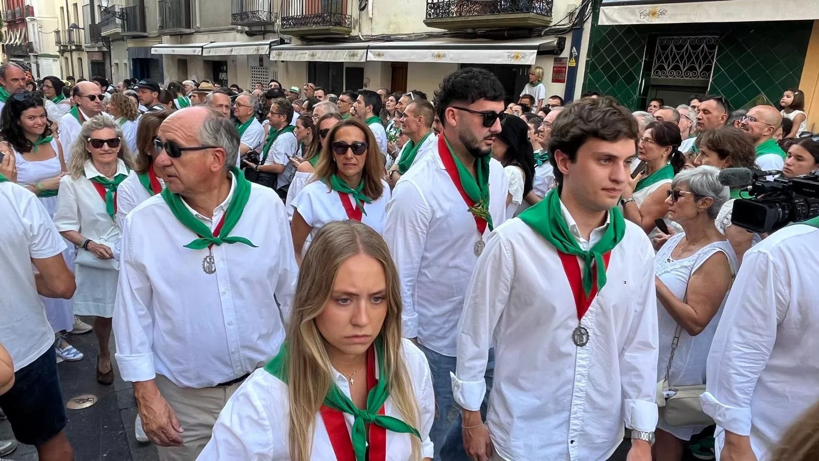 Procesión de San Lorenzo por las calles de Huesca. Foto Mercedes Manterola