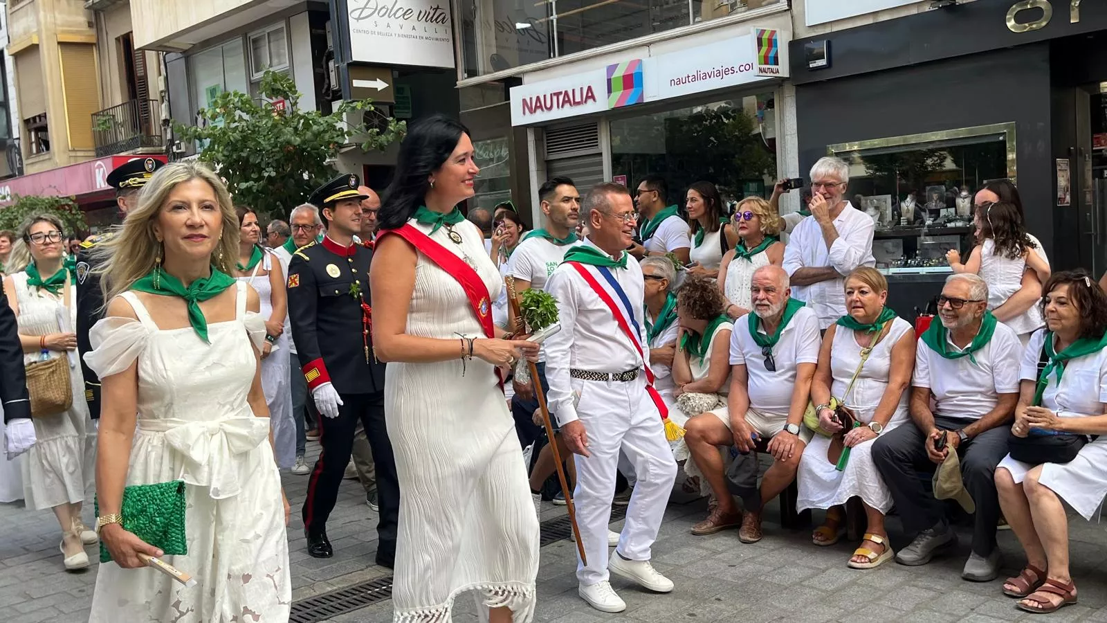 Procesión de San Lorenzo por las calles de Huesca. Foto Mercedes Manterola