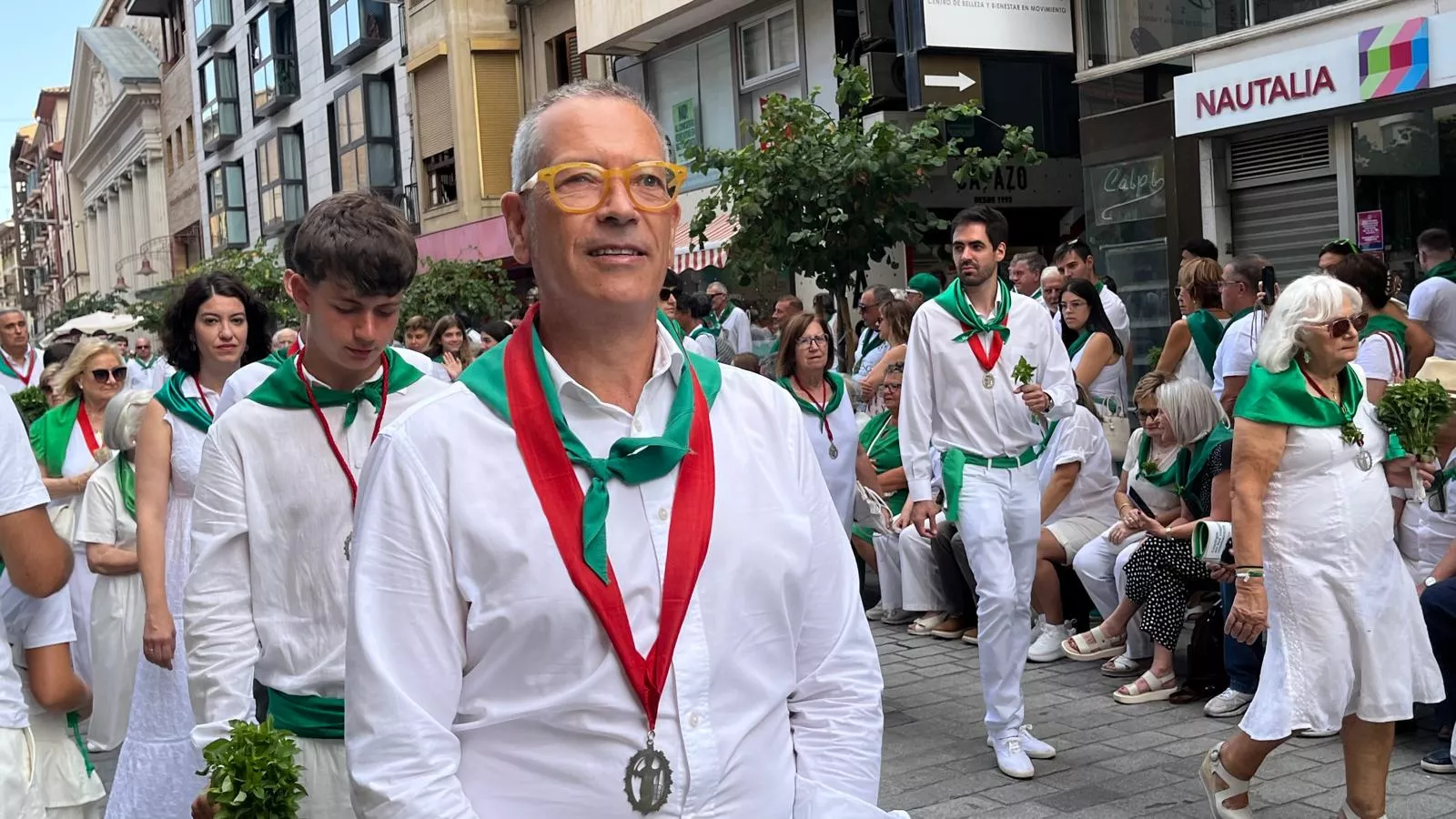 Procesión de San Lorenzo por las calles de Huesca. Foto Mercedes Manterola