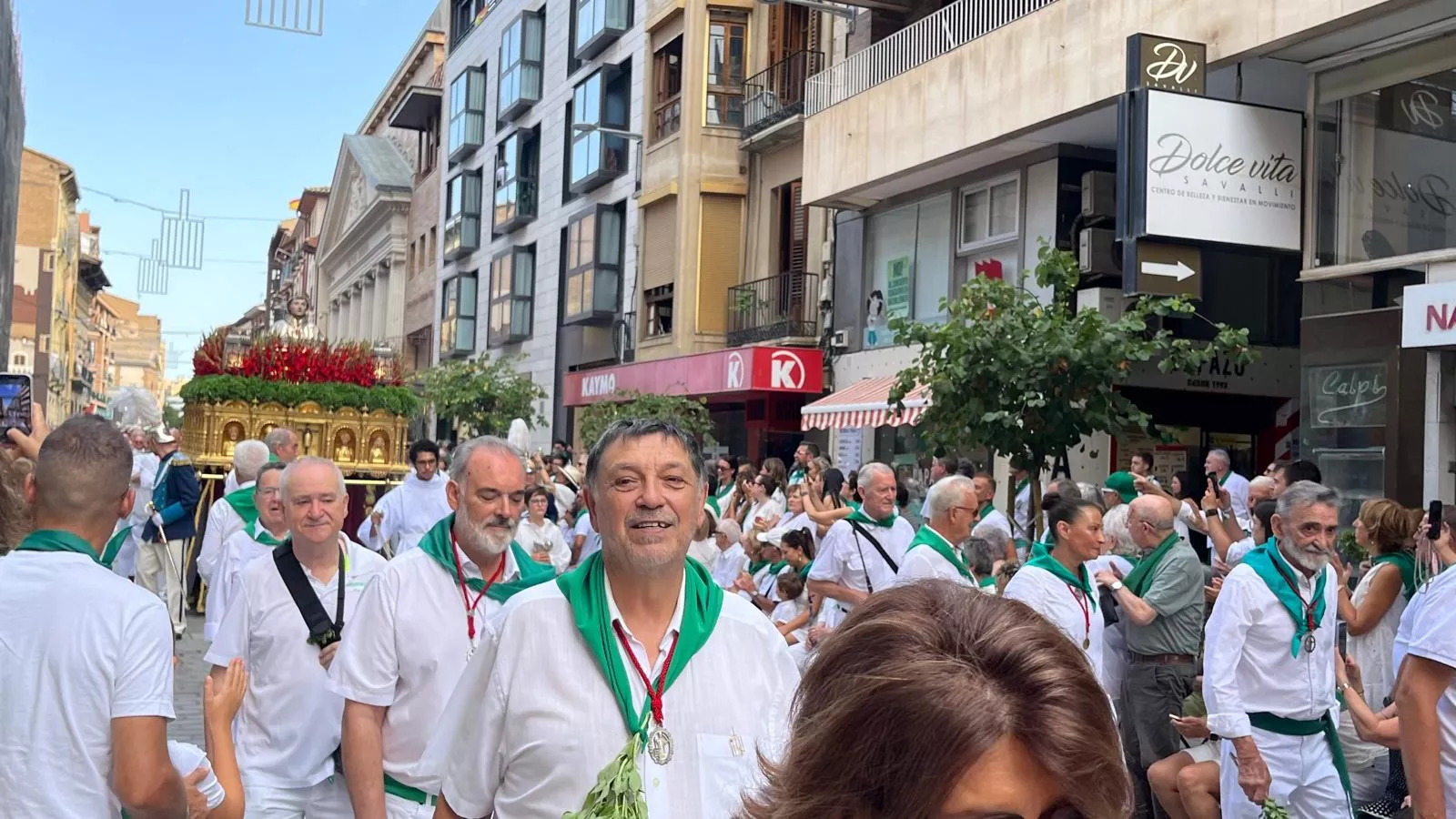 Procesión de San Lorenzo por las calles de Huesca. Foto Mercedes Manterola
