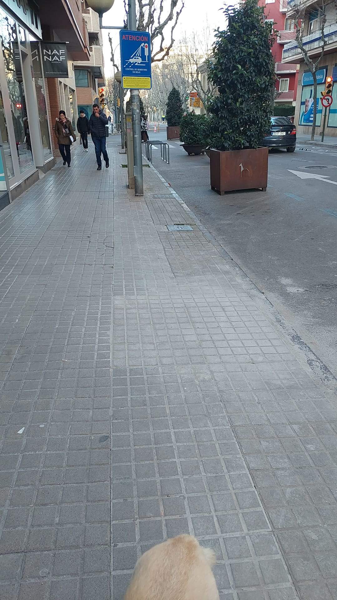 Calle Alcoraz. El Ayuntamiento de Huesca invita a sus vecinos a definir el futuro de la movilidad urbana