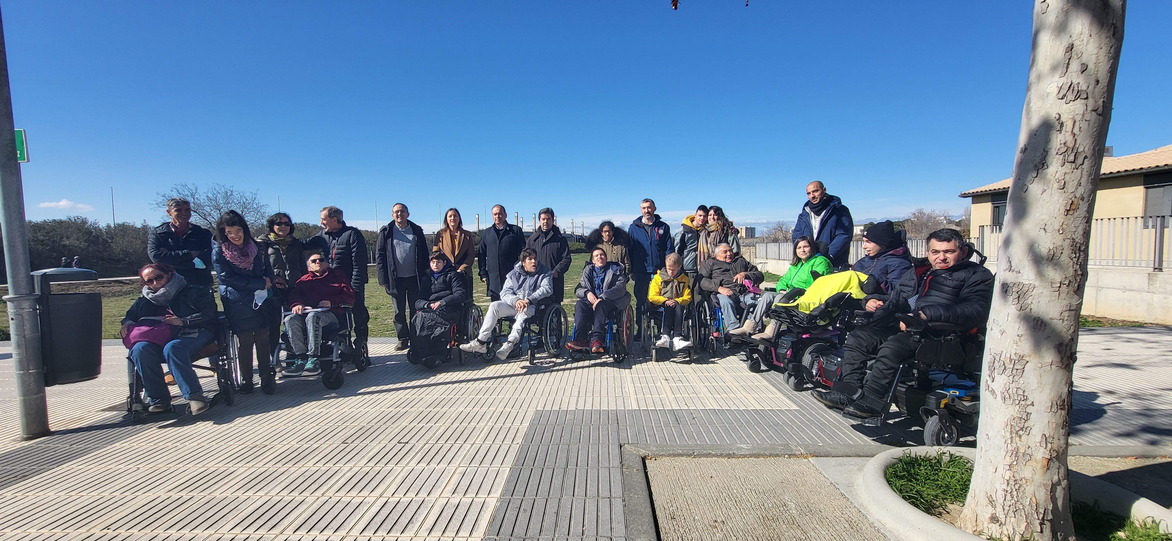 Imagen tomada junto al terreno donde Aspace Huesca va a construir su nueva residencia. Foto Myriam Martínez 
