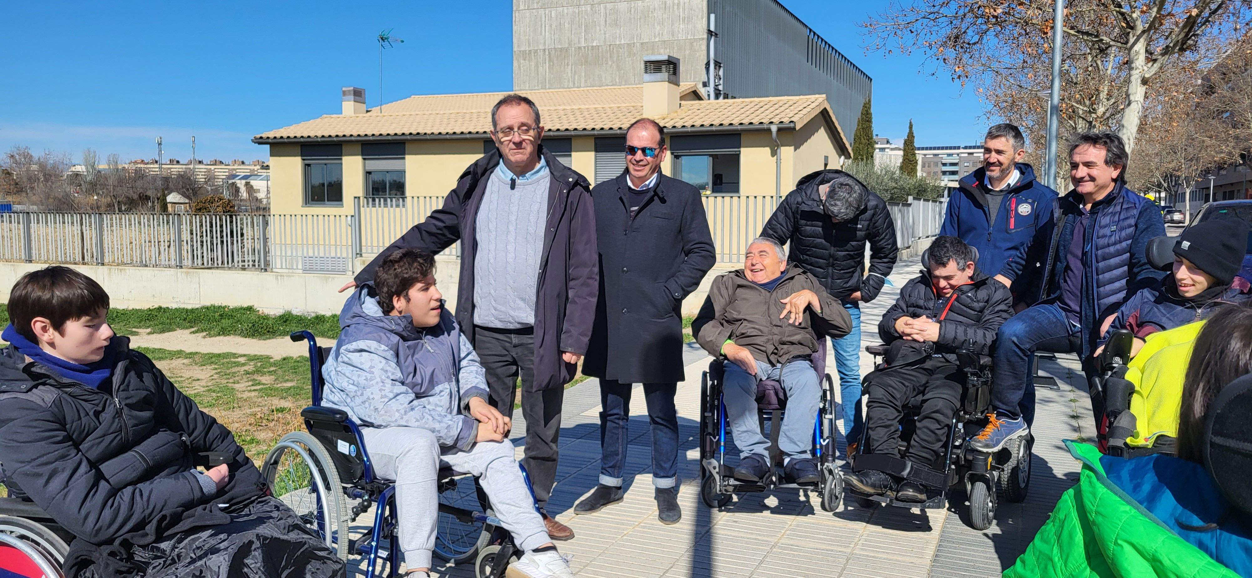 Imagen tomada junto al terreno donde Aspace Huesca va a construir su nueva residencia. Foto Myriam Martínez 
