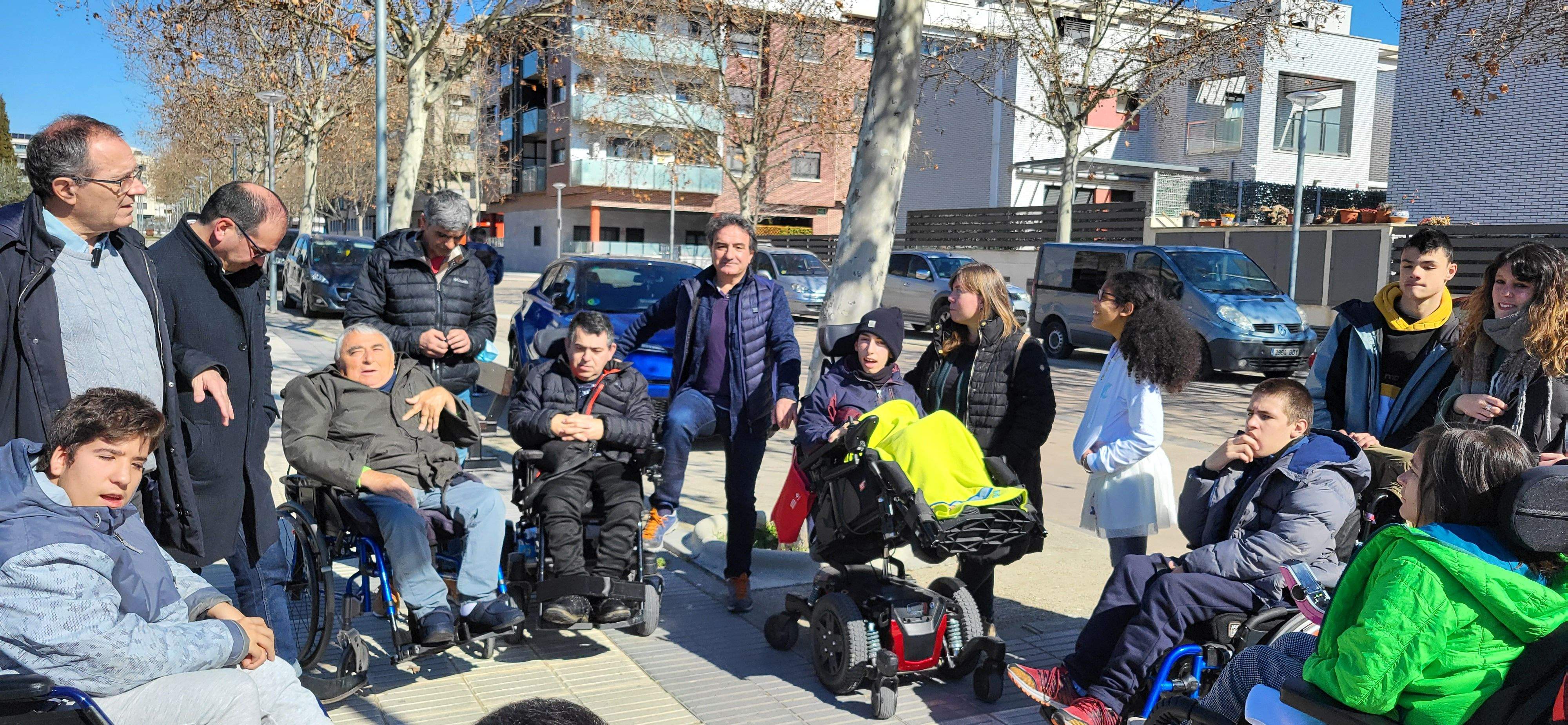 Imagen tomada junto al terreno donde Aspace Huesca va a construir su nueva residencia. Foto Myriam Martínez 