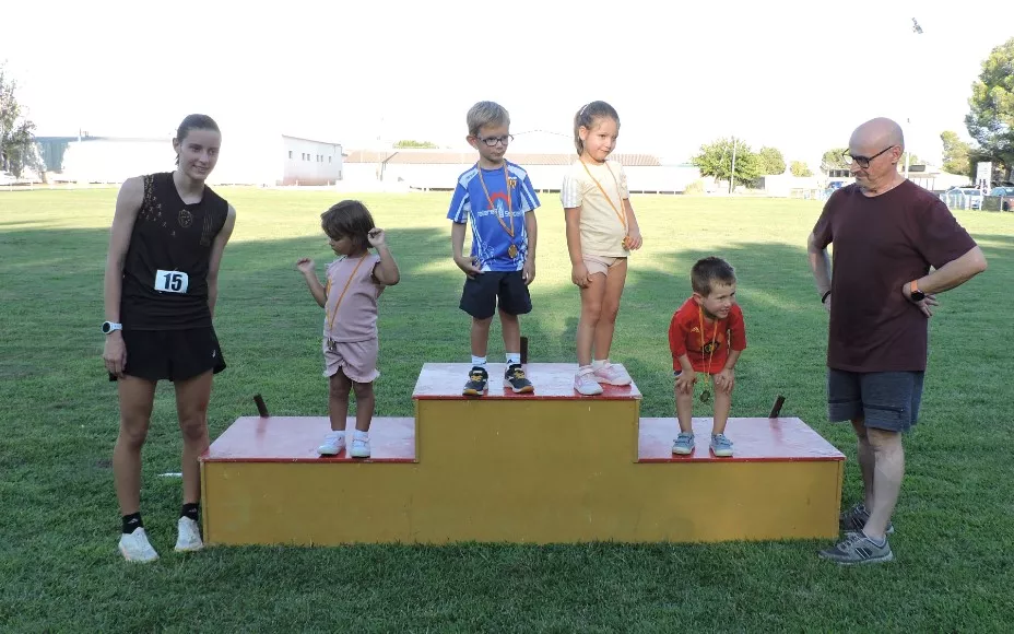 Podium de 4 y 5 años