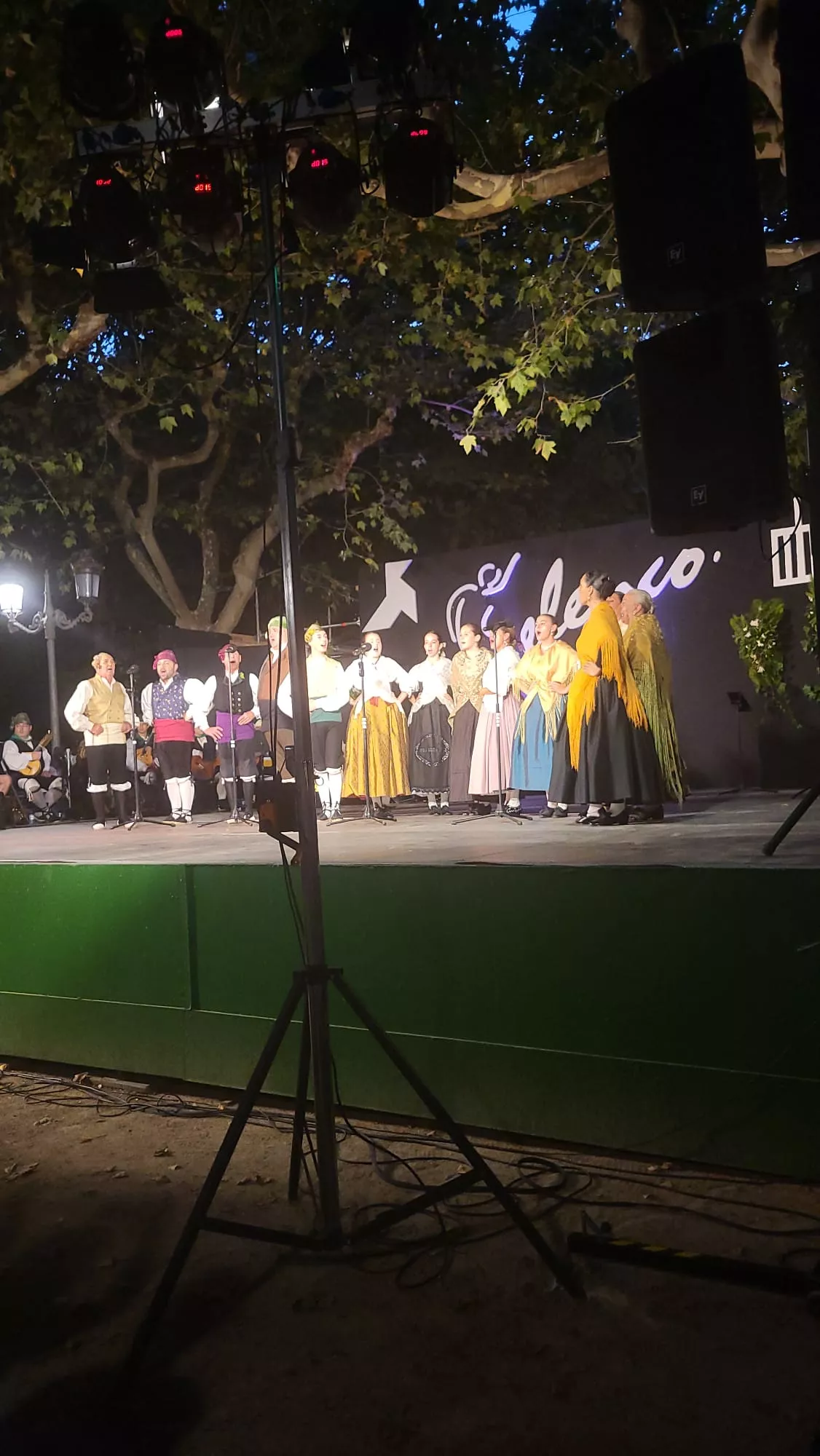 Elenco Aragonés en el Parque Miguel Servet por San Lorenzo