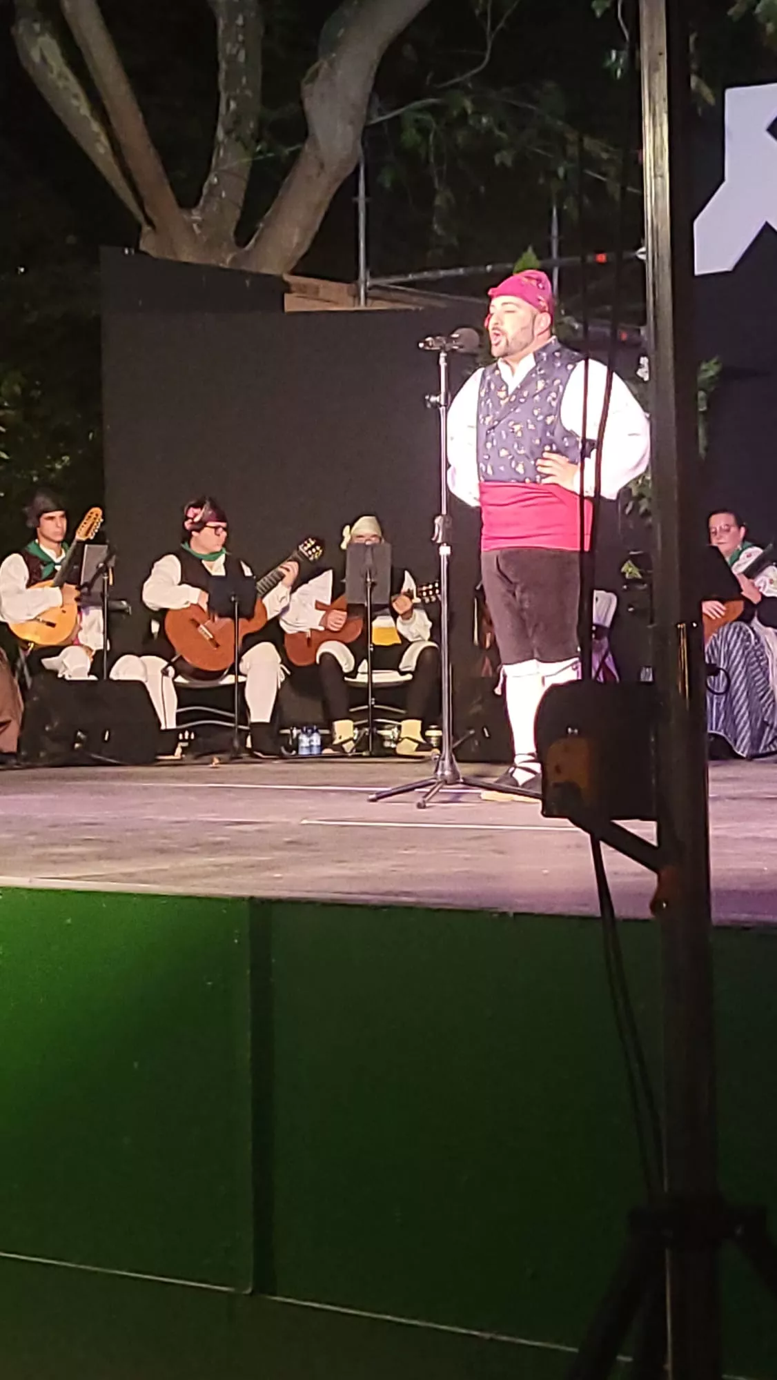 Elenco Aragonés en el Parque Miguel Servet por San Lorenzo